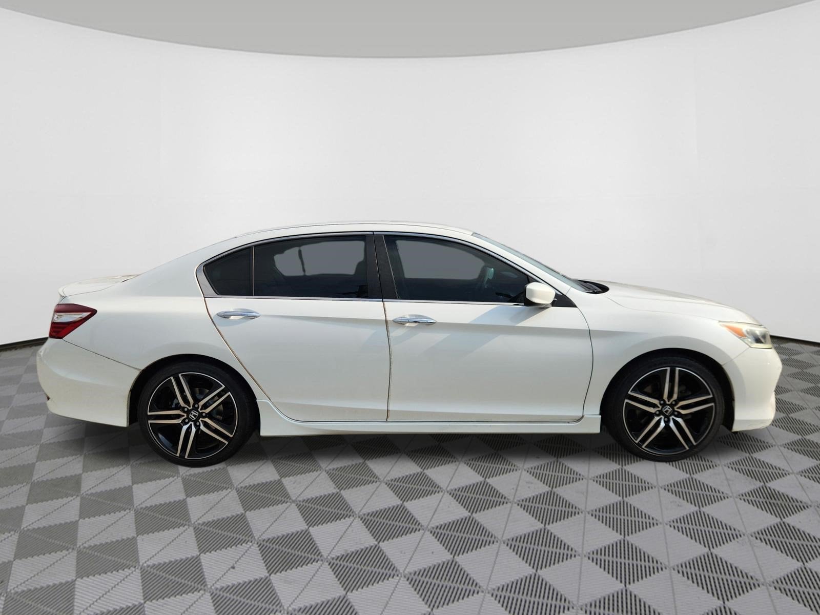 2017 Honda Accord Sedan Sport SE