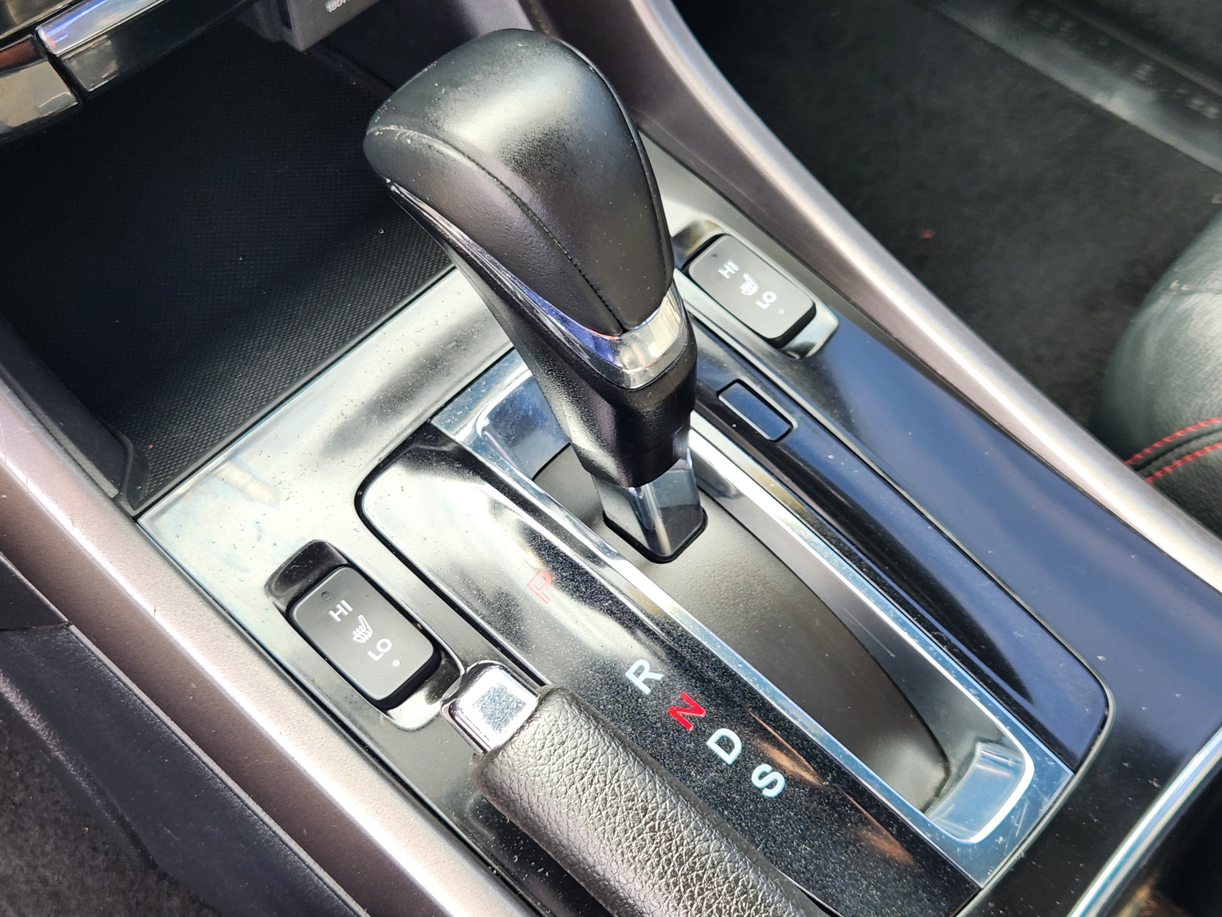 2017 Honda Accord Sedan Sport SE