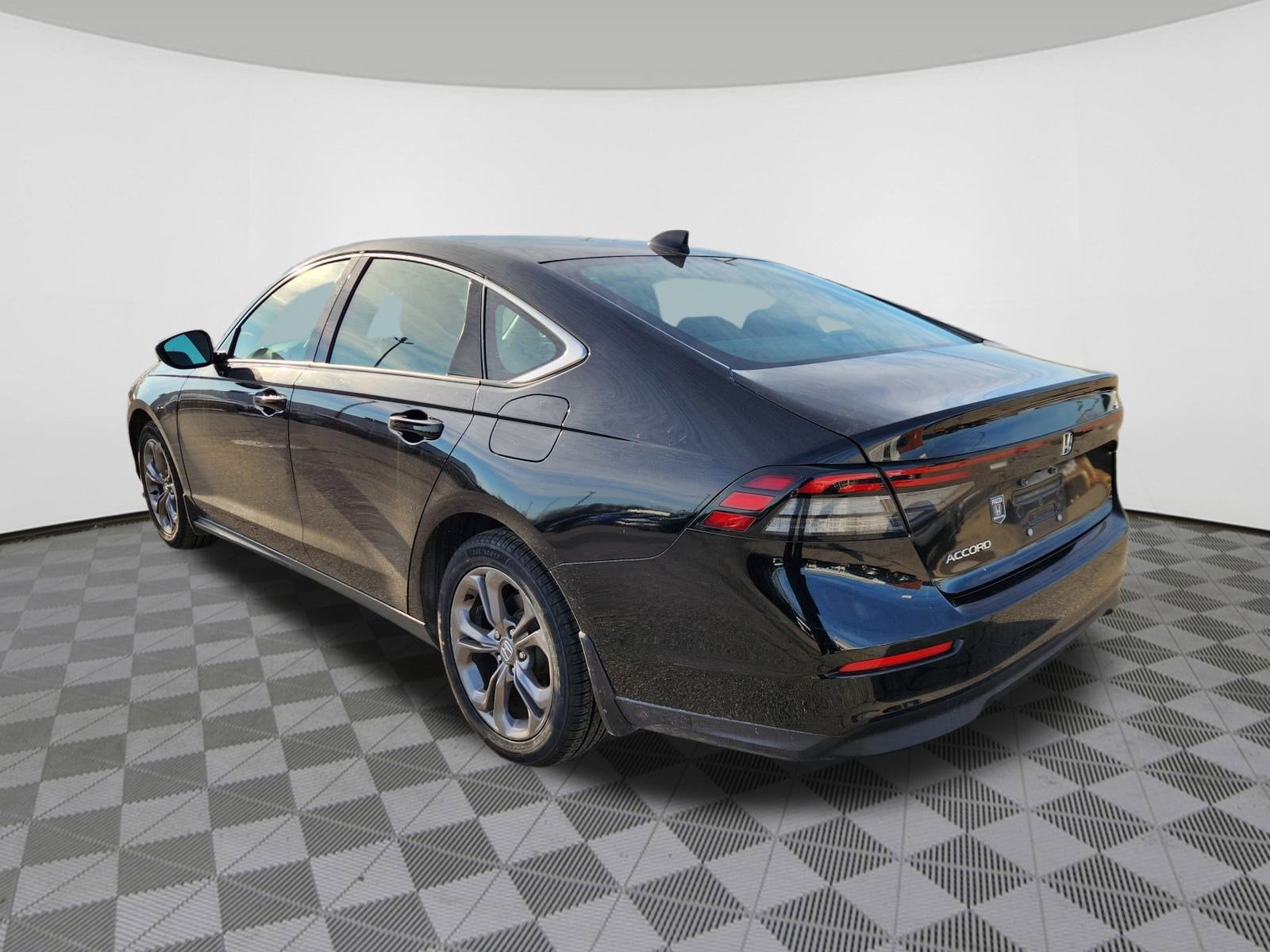 2023 Honda Accord Sedan EX