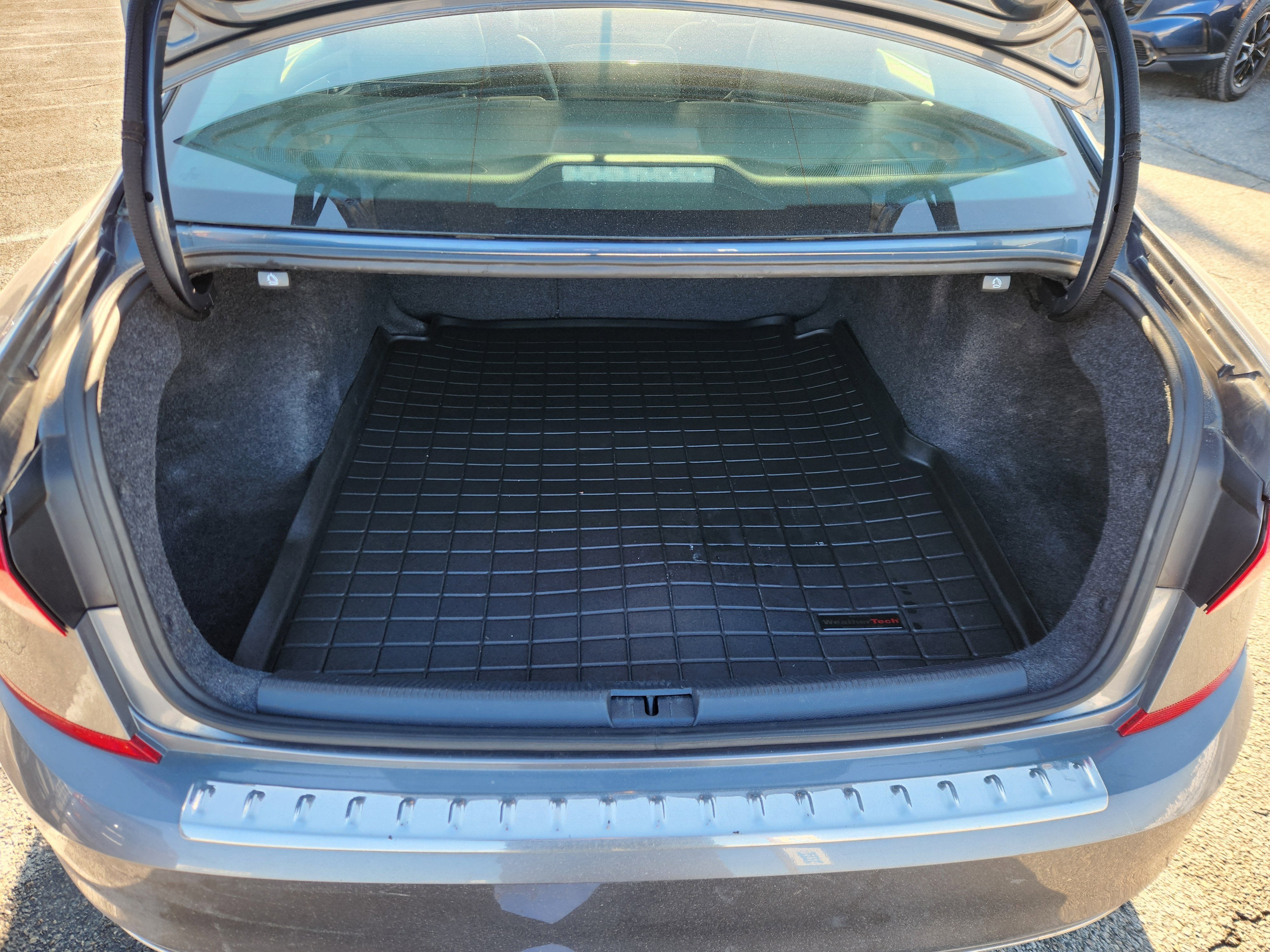 2022 Volkswagen Passat 2.0T SE