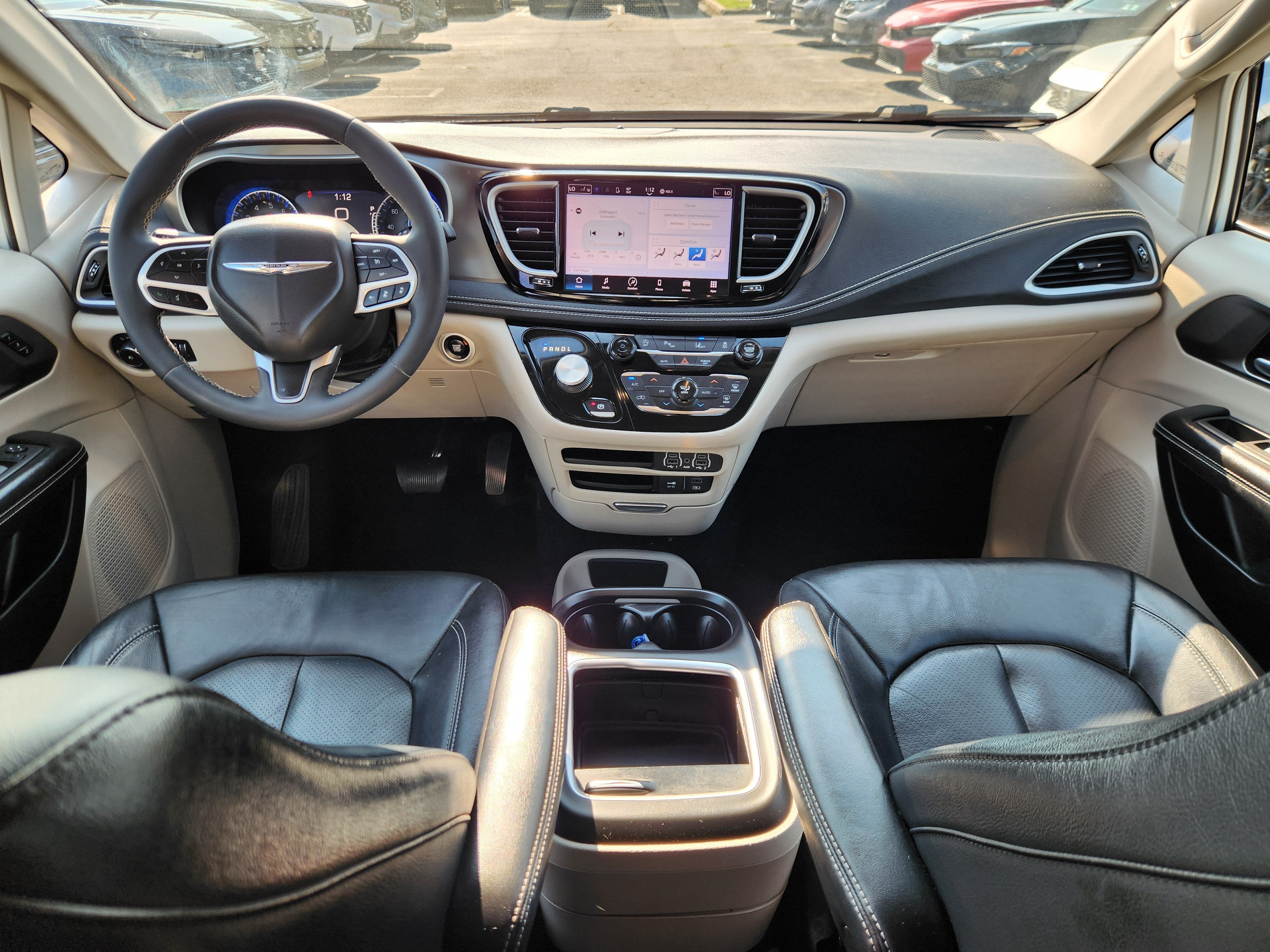 2022 Chrysler Pacifica Touring L