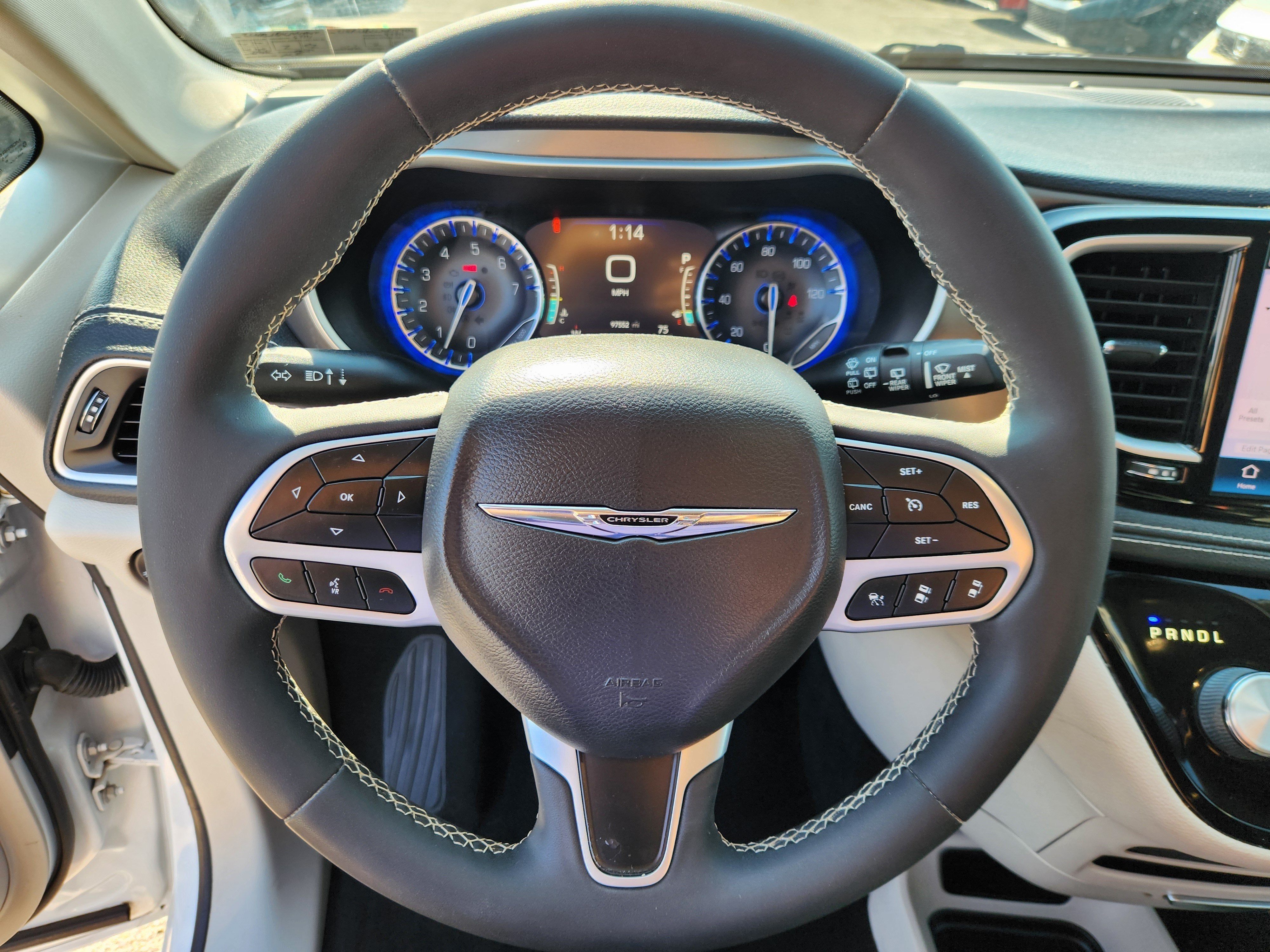2022 Chrysler Pacifica Touring L