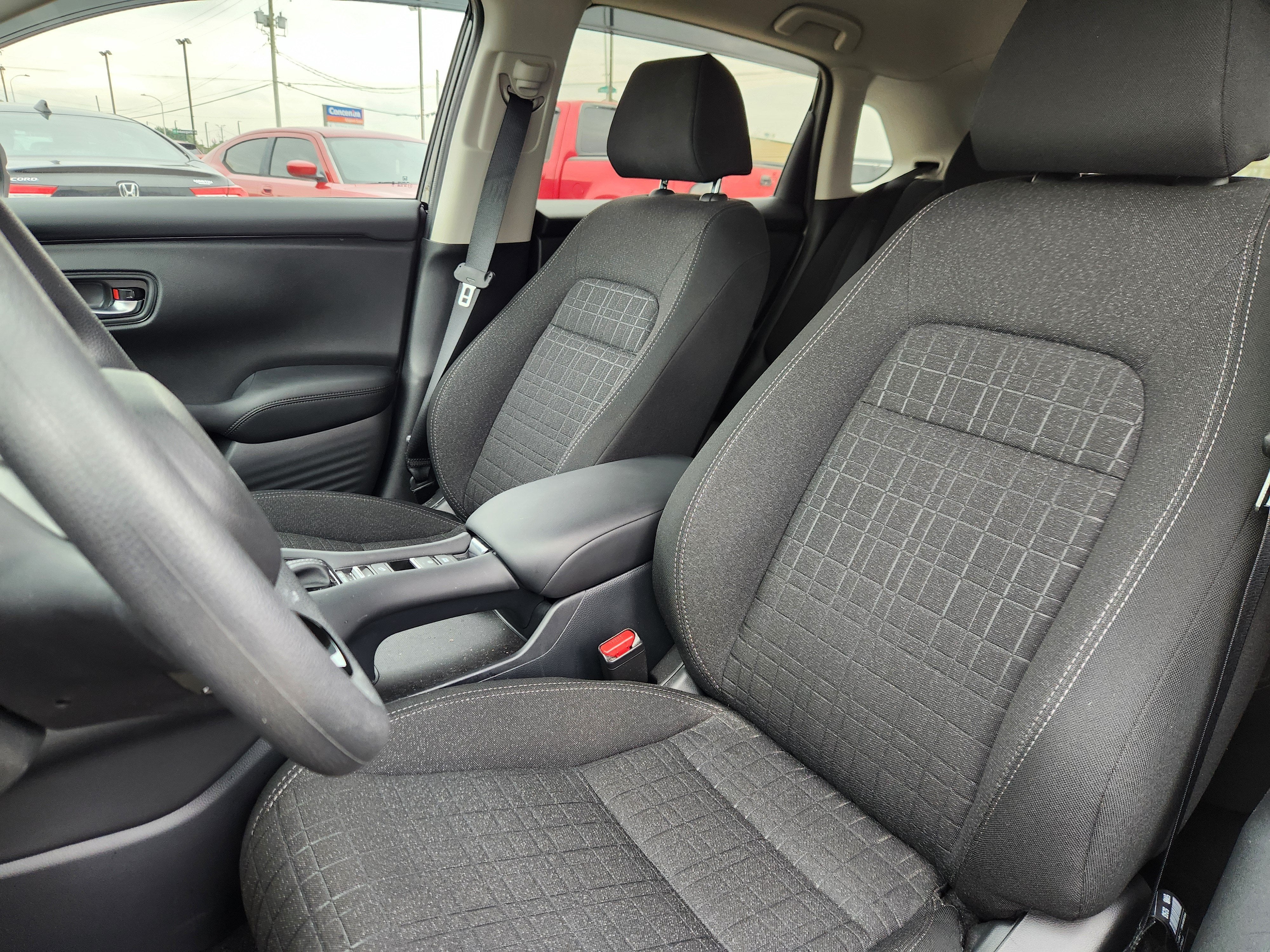 2026 Honda HR-V LX
