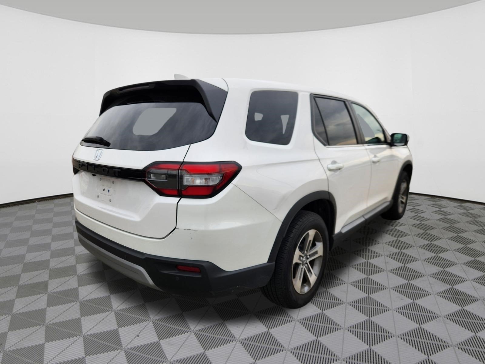 2024 Honda Pilot EX-L 7 Passenger
