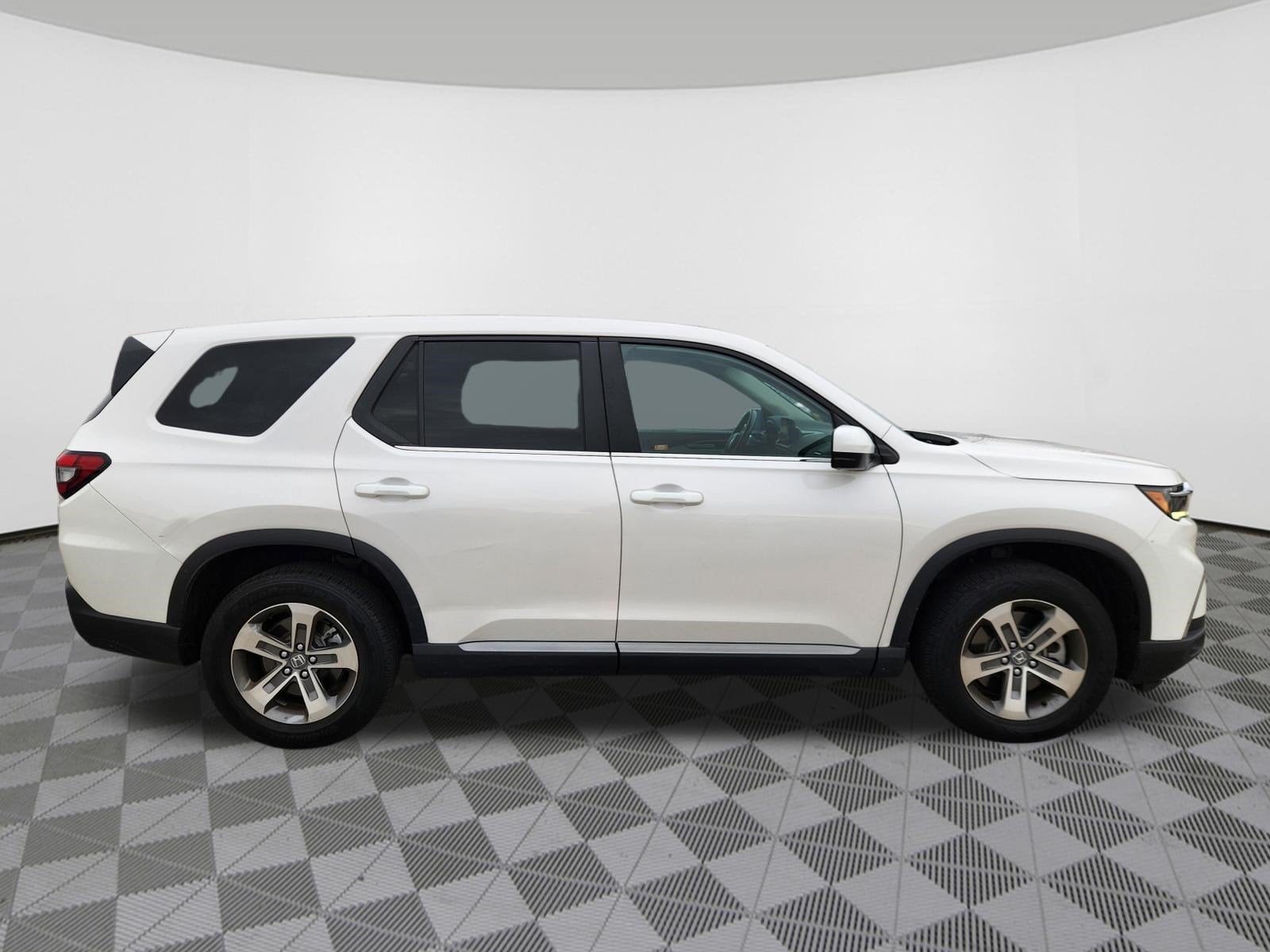 2024 Honda Pilot EX-L 7 Passenger