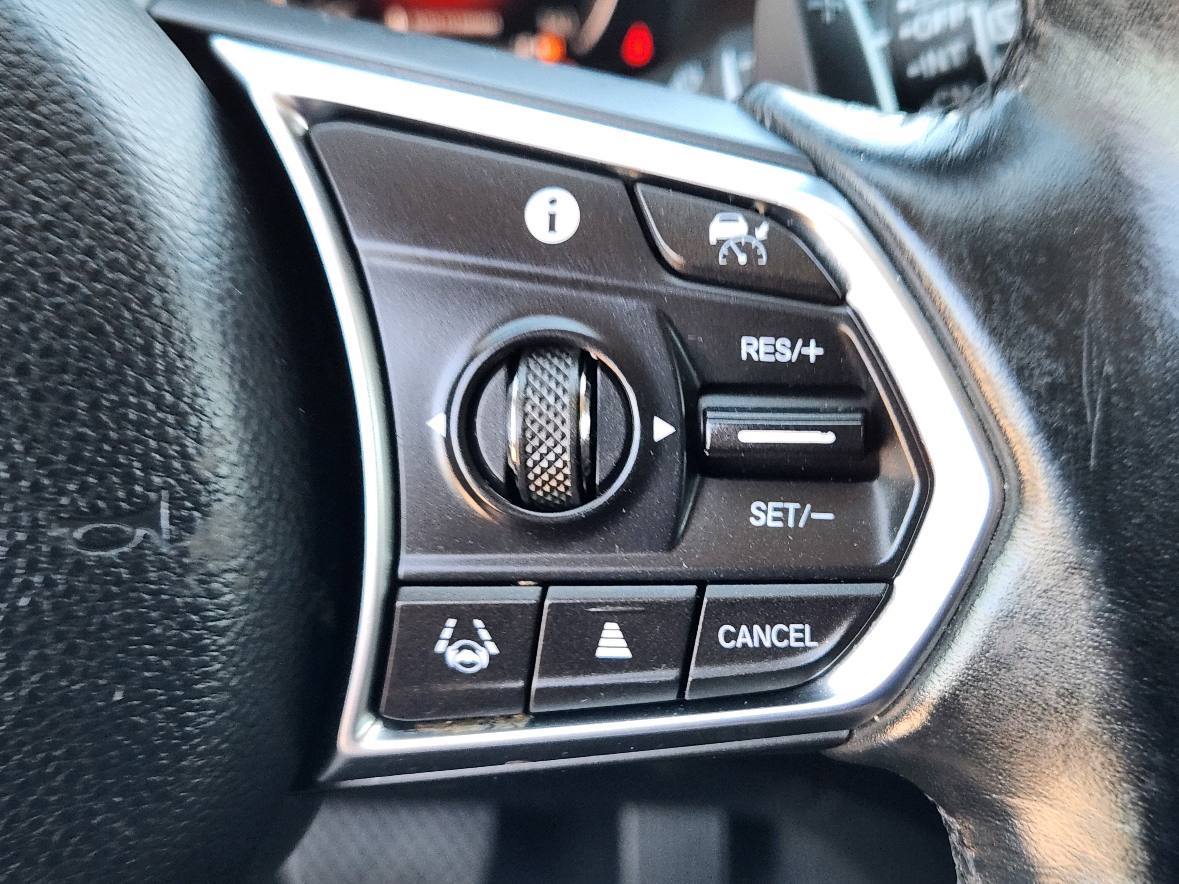 2023 Acura MDX w/Technology Package