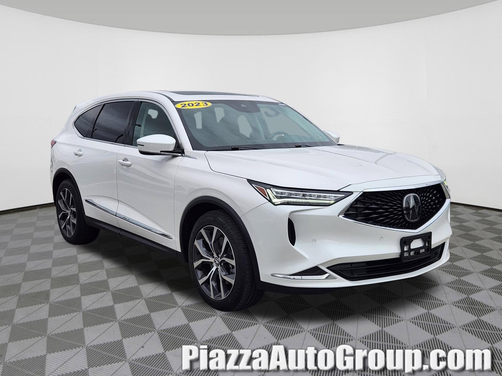 2023 Acura MDX w/Technology Package