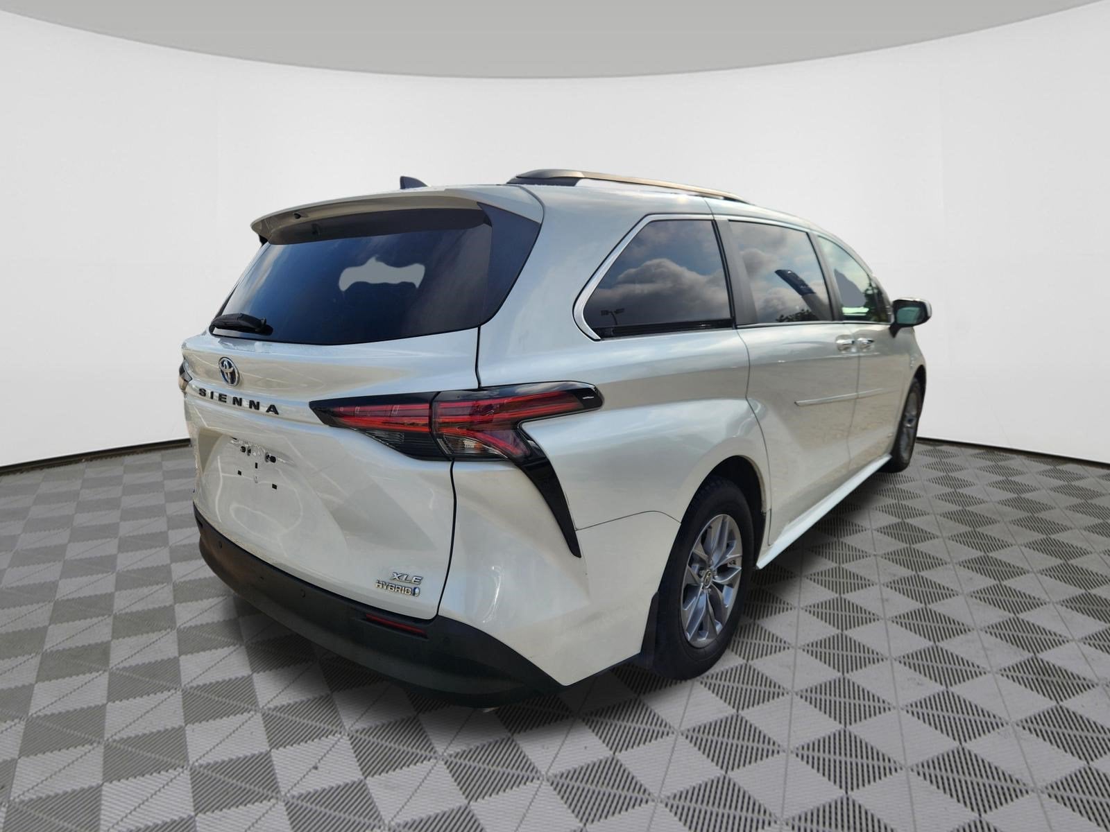 2021 Toyota Sienna XLE