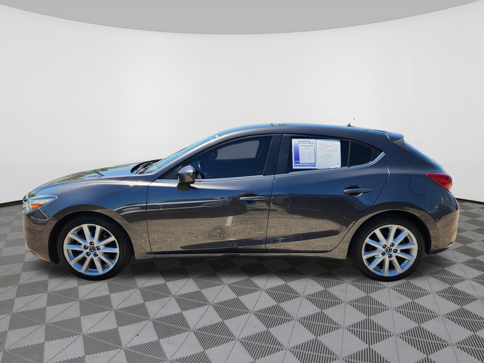 2017 Mazda Mazda3 5-Door Touring