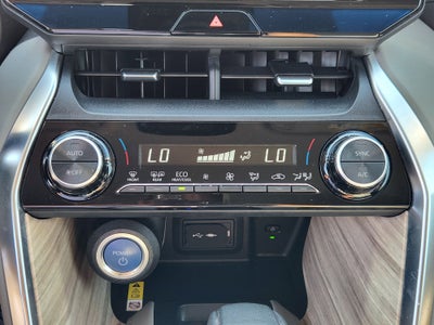 2022 Toyota Venza Base