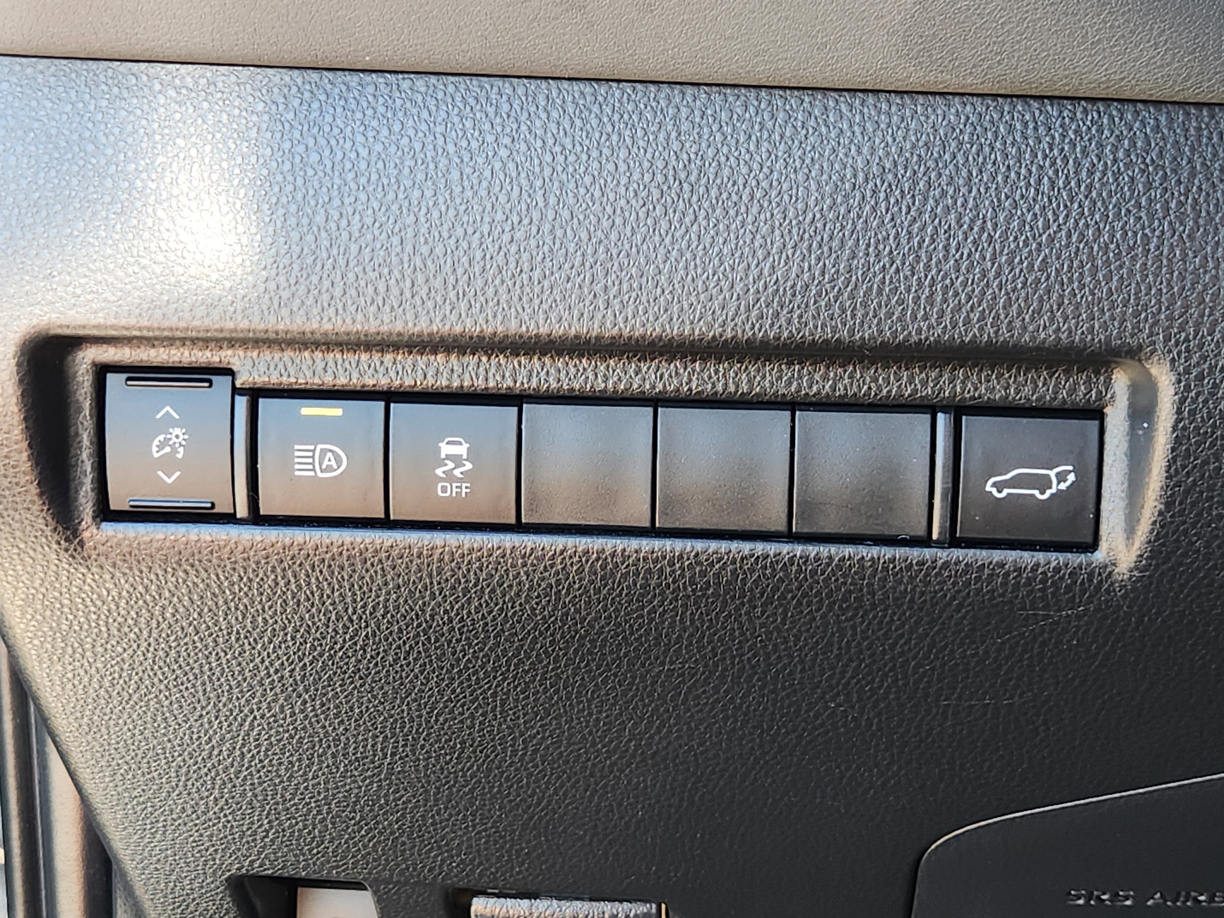 2022 Toyota Venza Base
