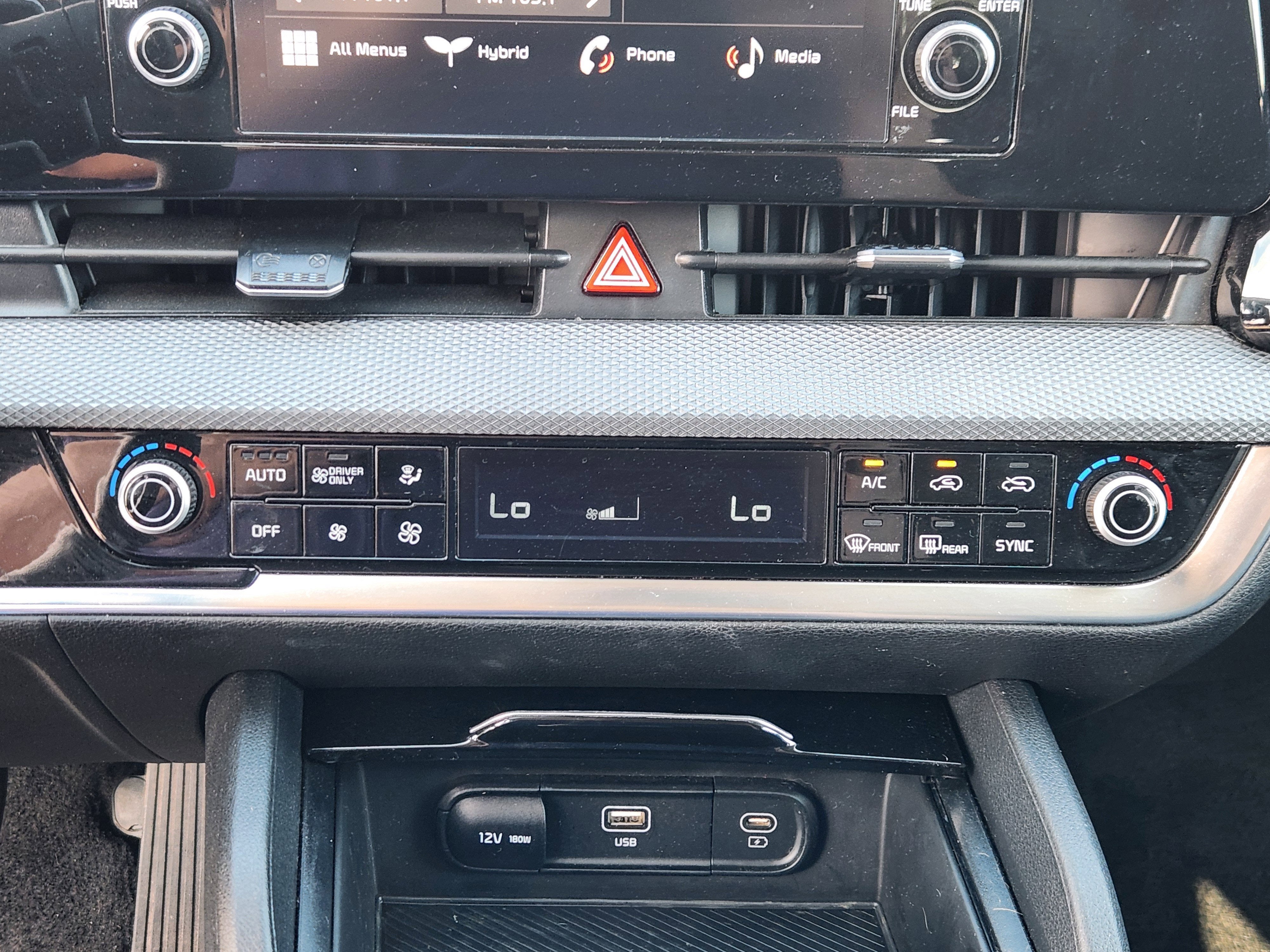 2023 Kia Sportage Hybrid LX