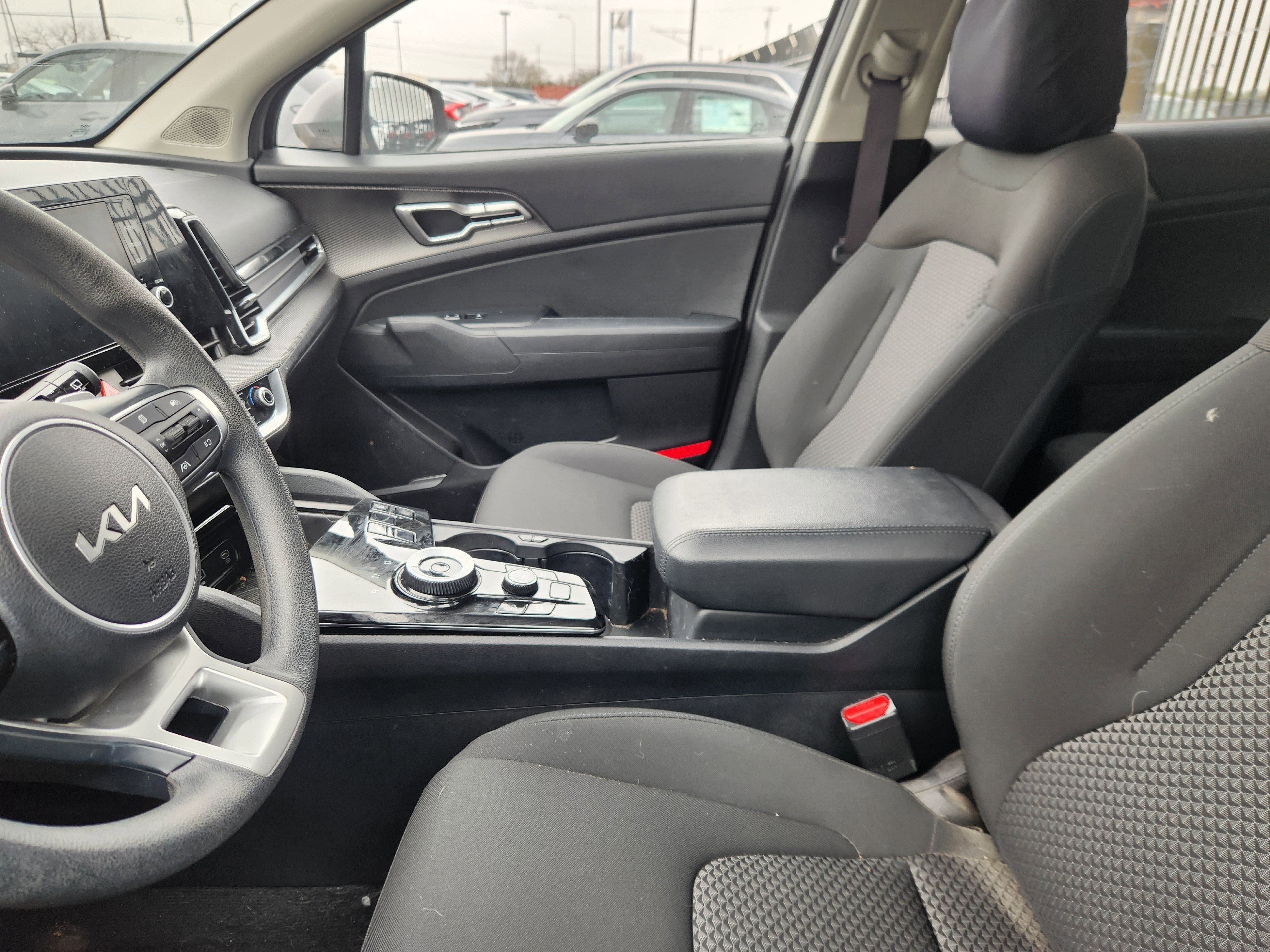 2023 Kia Sportage Hybrid LX
