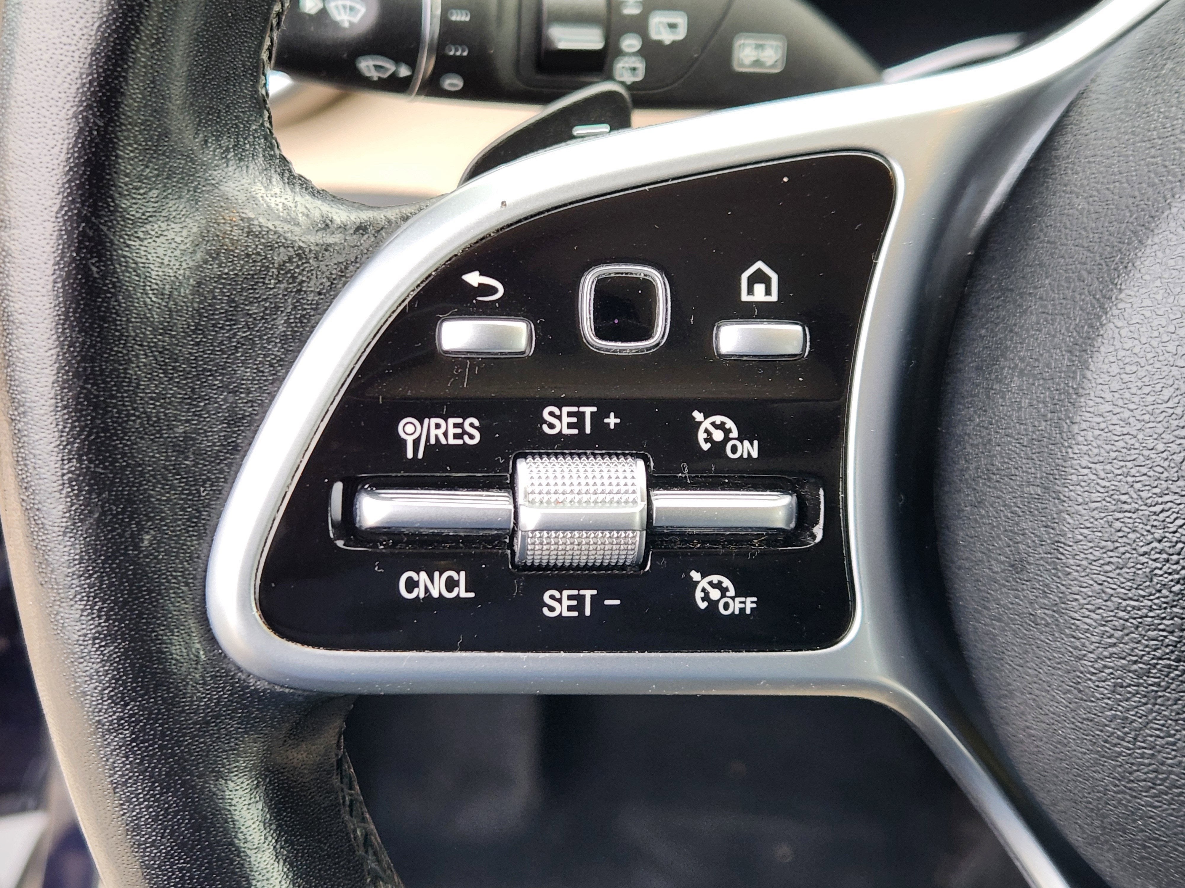 2020 Mercedes-Benz GLC GLC 300