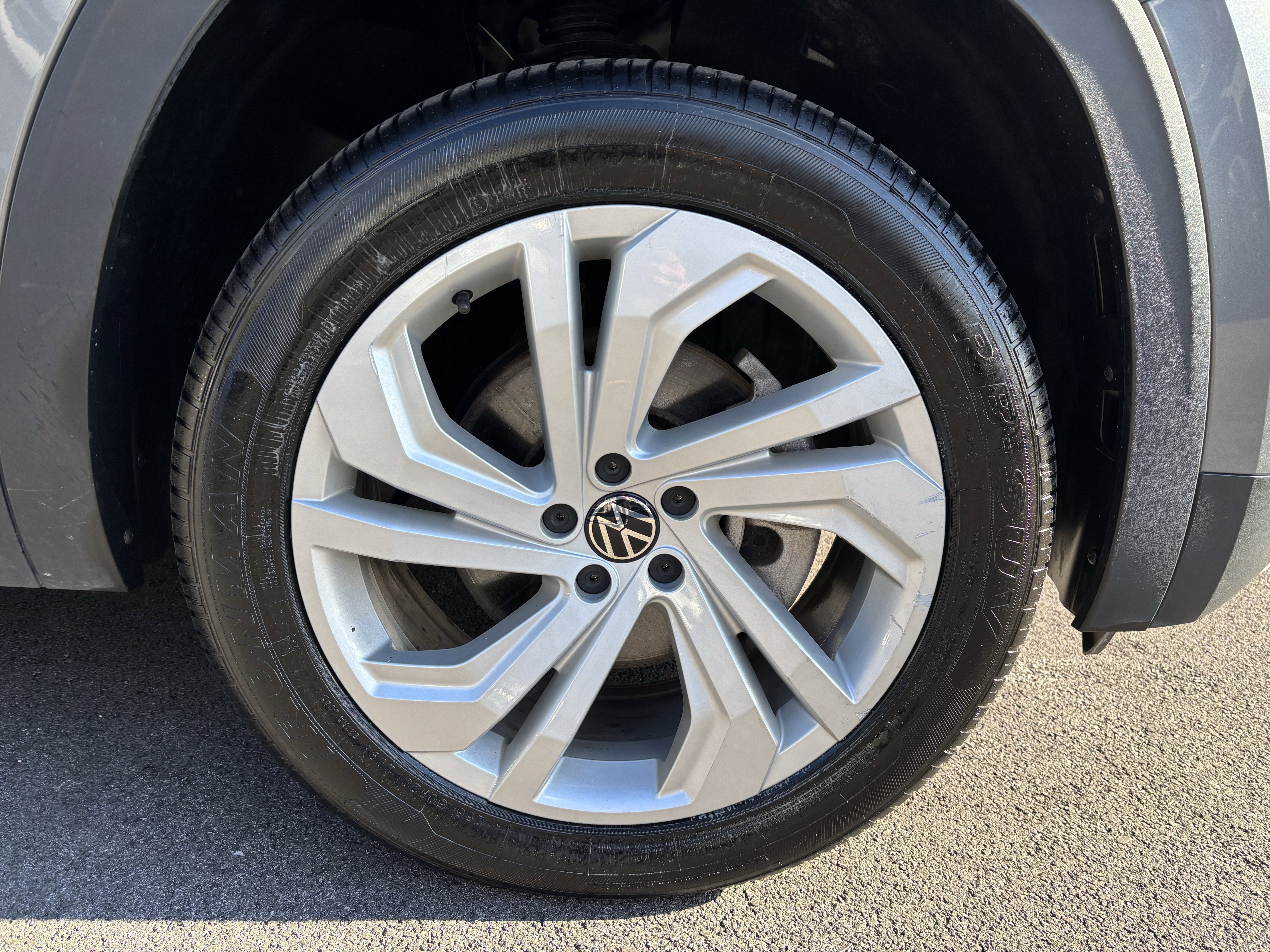 2022 Volkswagen Atlas 3.6L V6 SE w/Technology