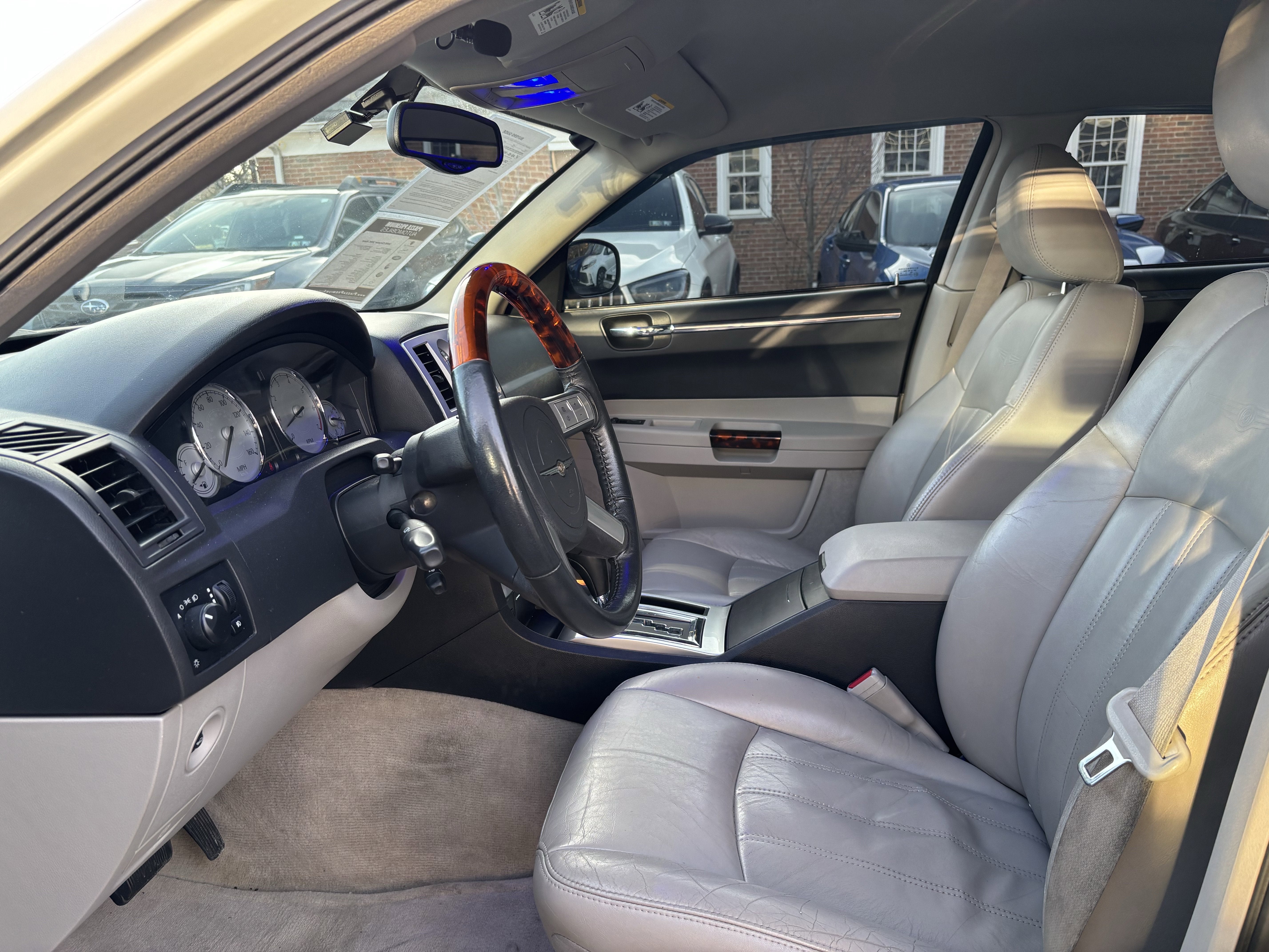 2005 Chrysler 300 300C