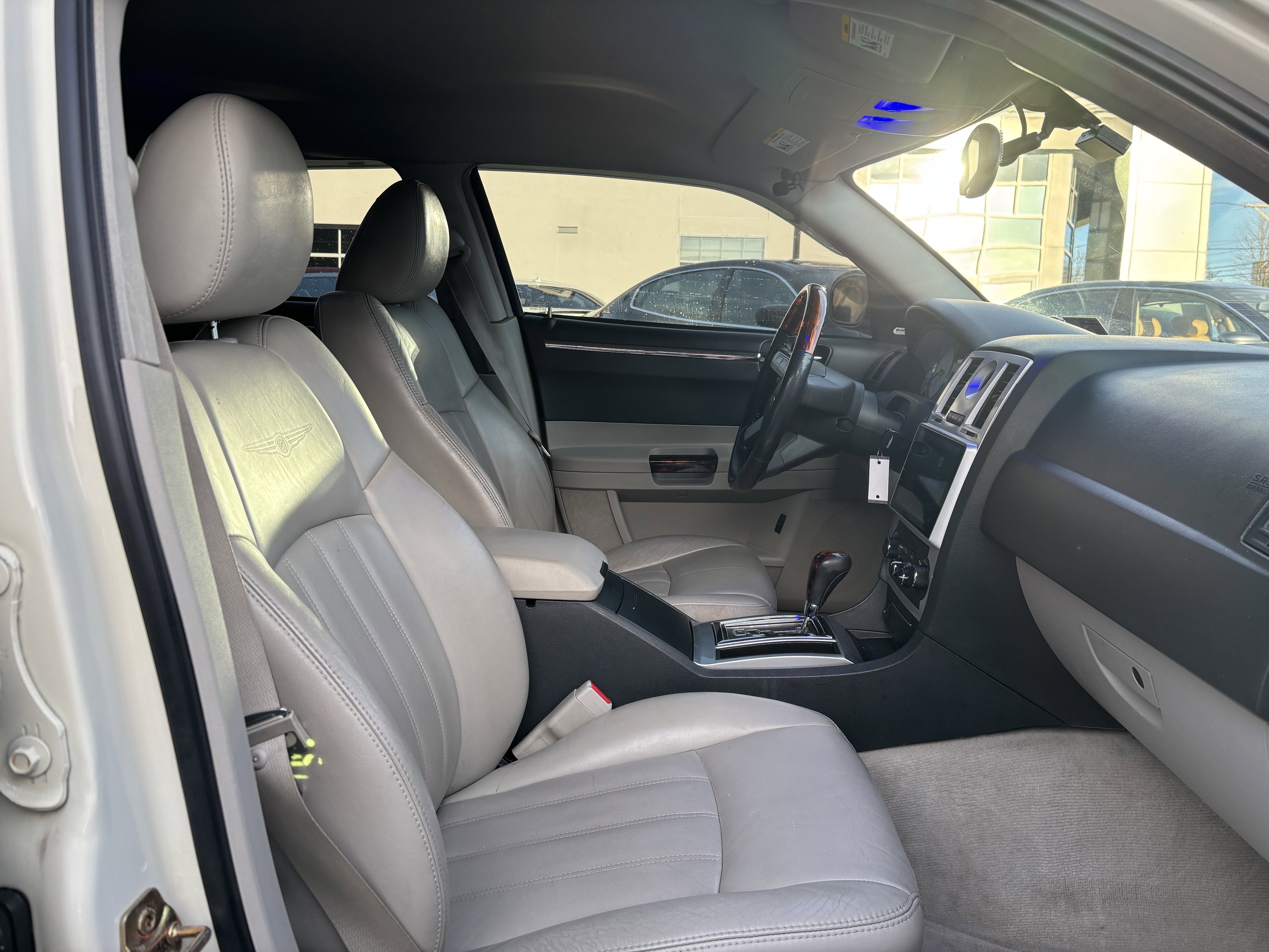 2005 Chrysler 300 300C