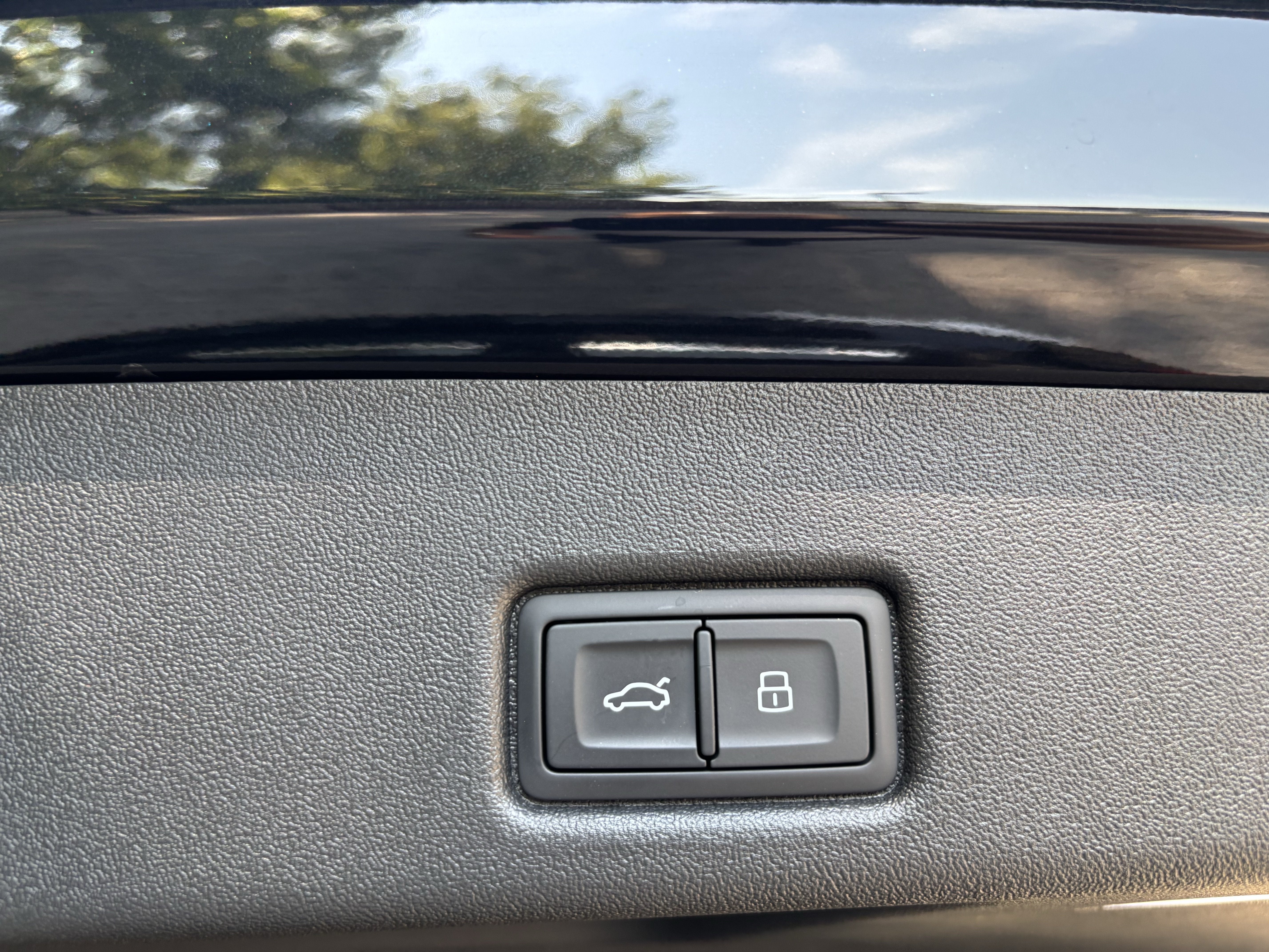 2026 Audi SQ5 Premium Plus