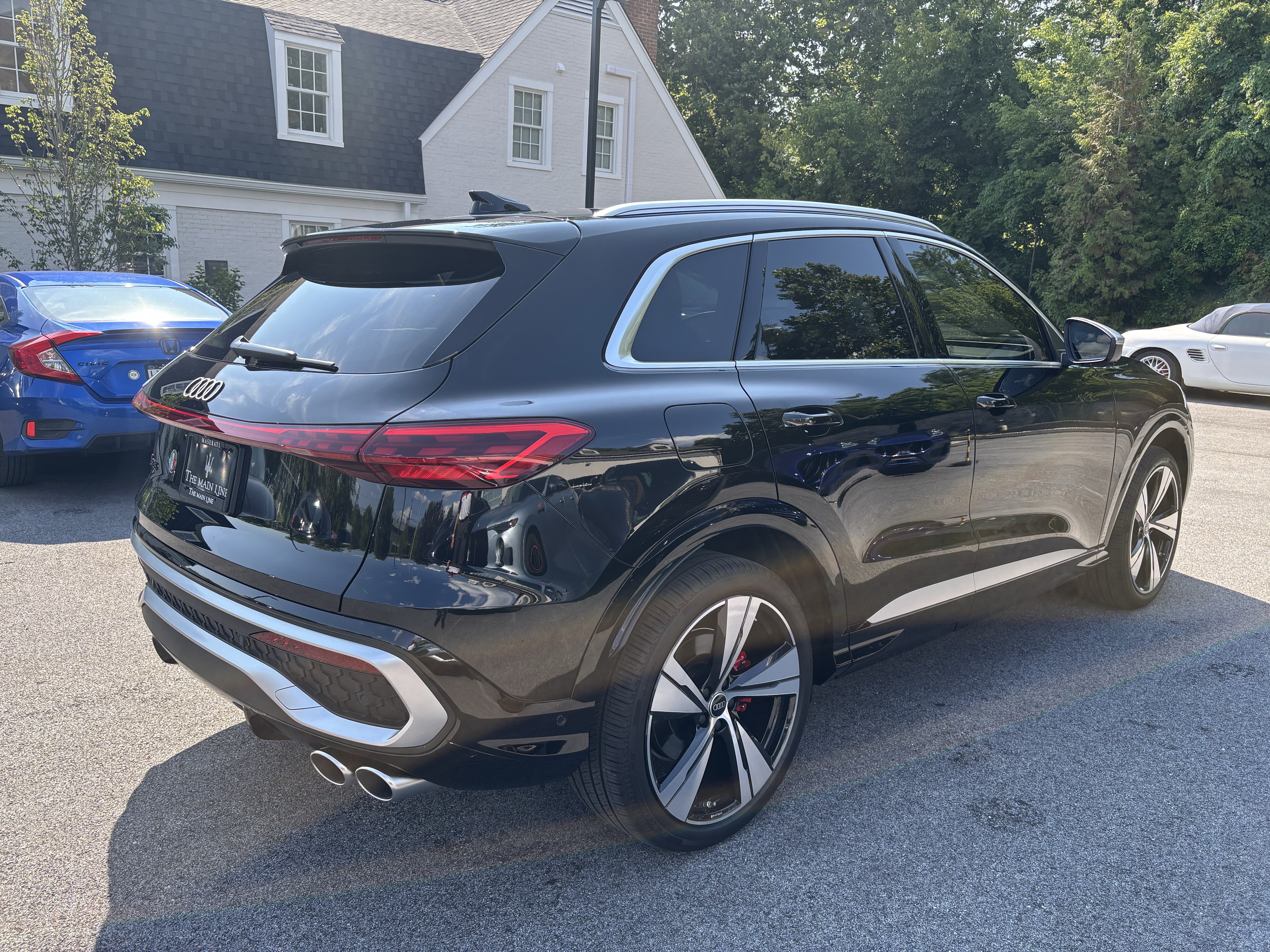 2026 Audi SQ5 Premium Plus