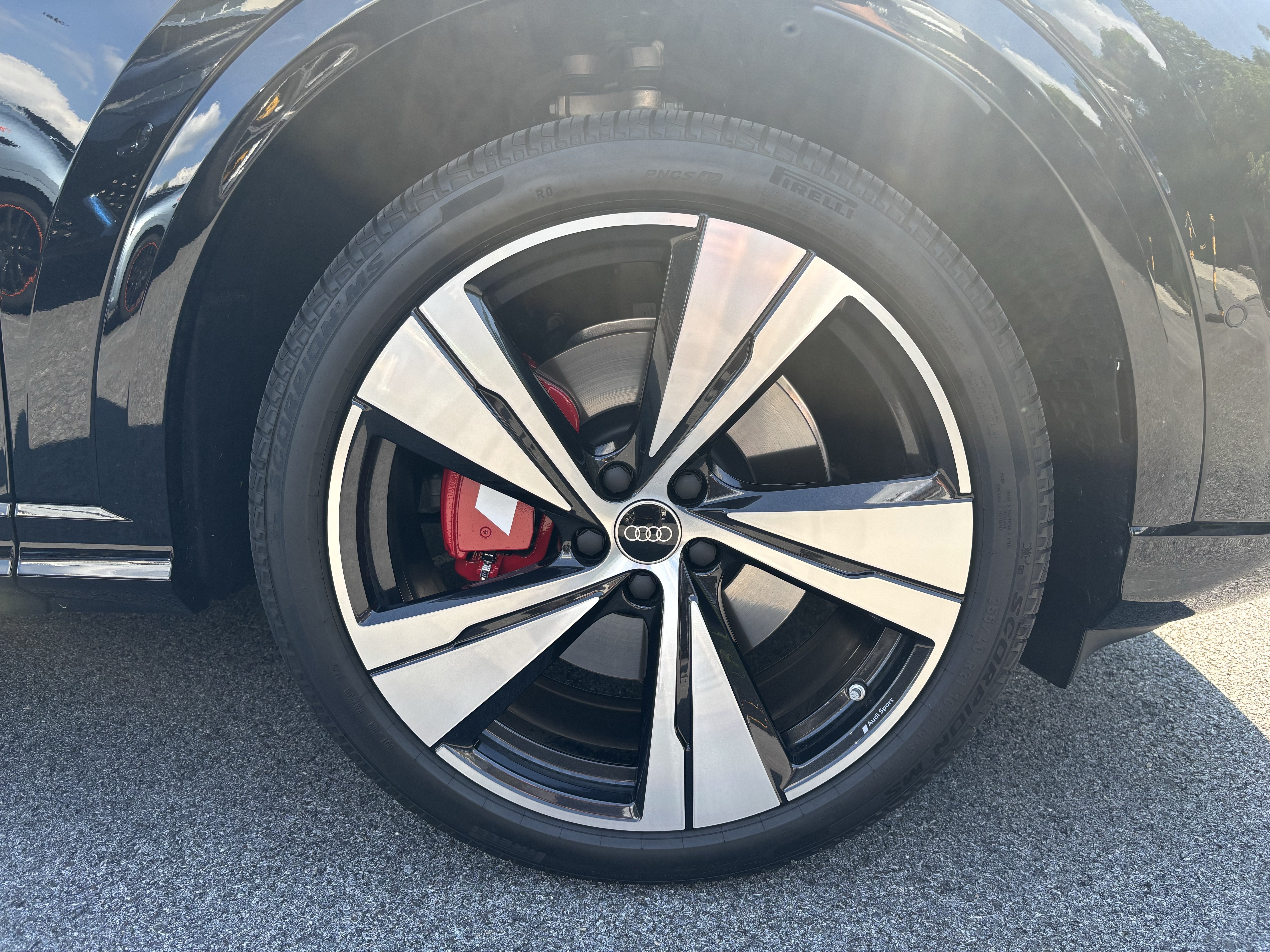 2026 Audi SQ5 Premium Plus