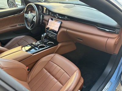 2022 Maserati Quattroporte Modena Q4