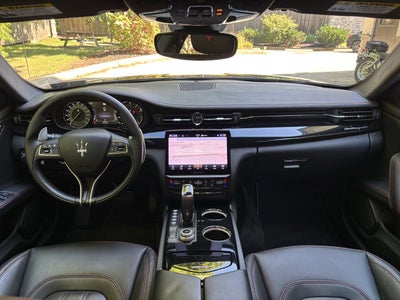 2022 Maserati Quattroporte Modena Q4