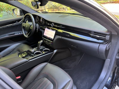 2022 Maserati Quattroporte Modena Q4