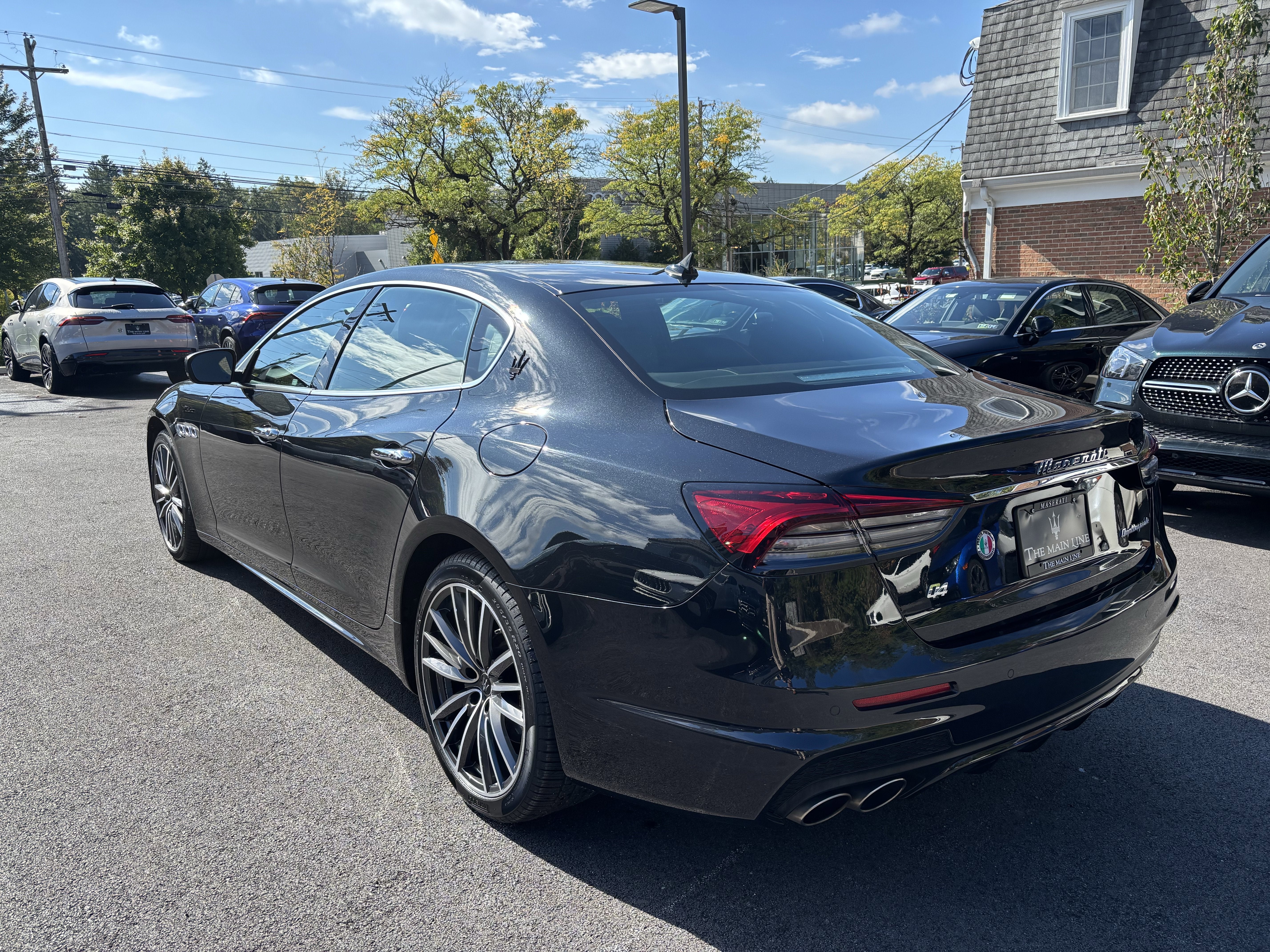 2022 Maserati Quattroporte Modena Q4