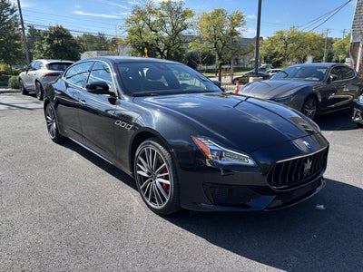 2022 Maserati Quattroporte Modena Q4