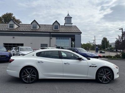 2024 Maserati Quattroporte Modena Ultima Q4