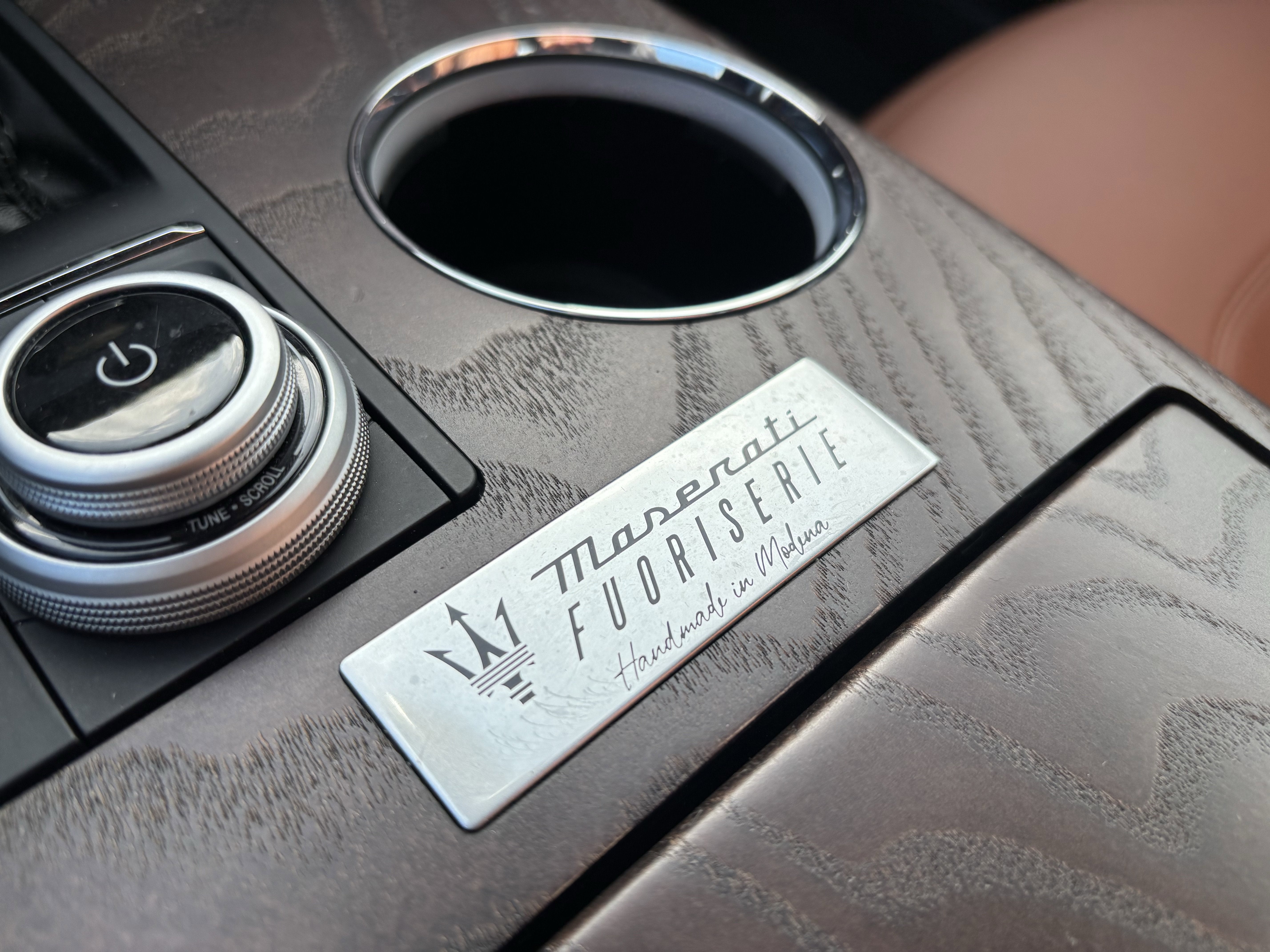 2022 Maserati Quattroporte Modena Q4