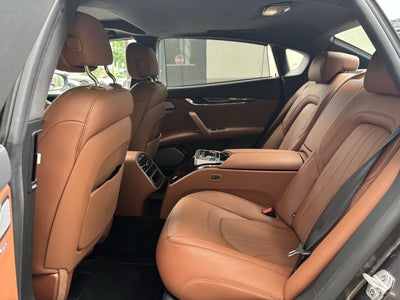 2022 Maserati Quattroporte Modena Q4