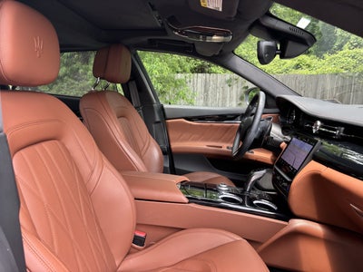 2022 Maserati Quattroporte Modena Q4