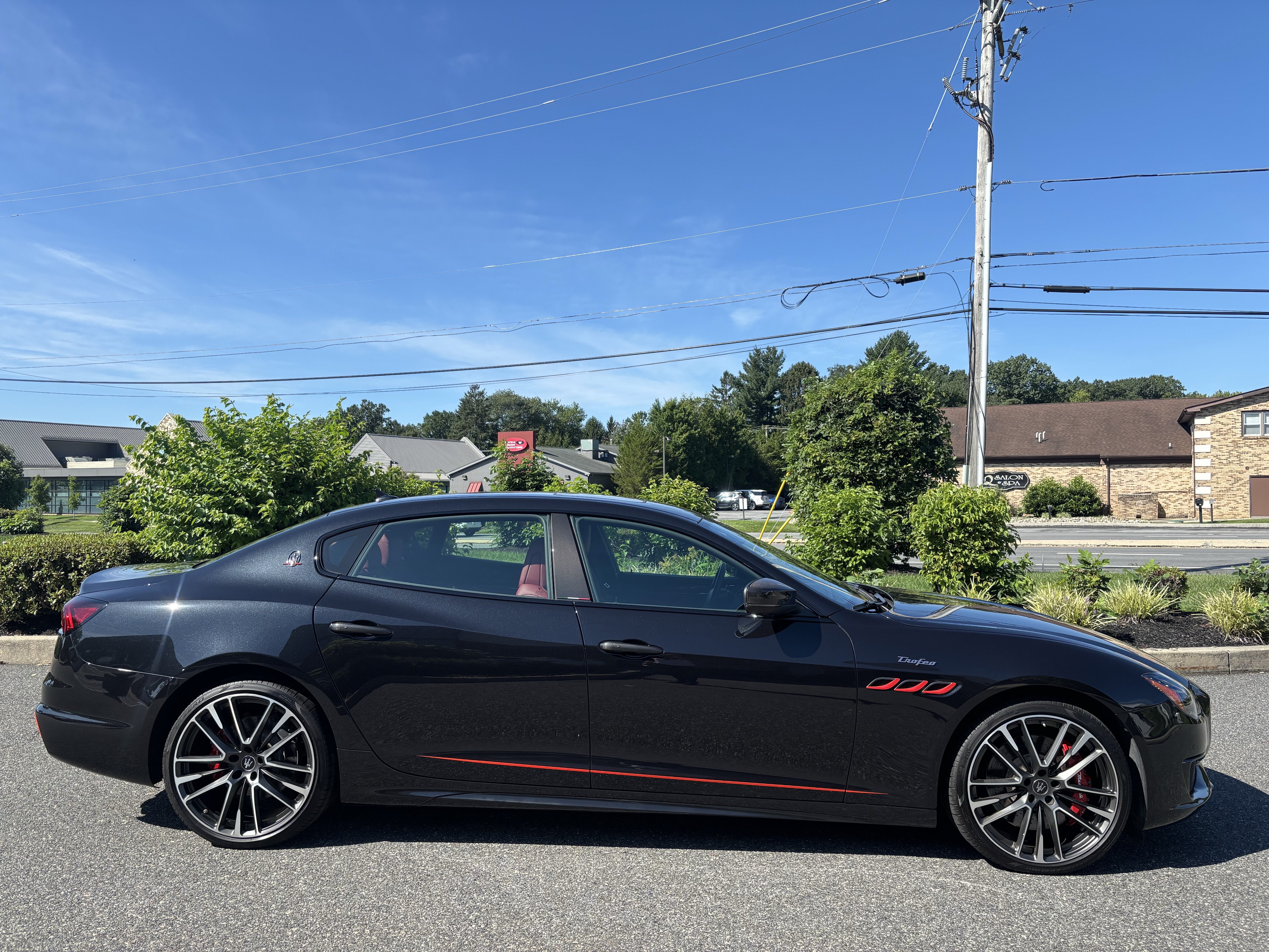 2021 Maserati Quattroporte Trofeo