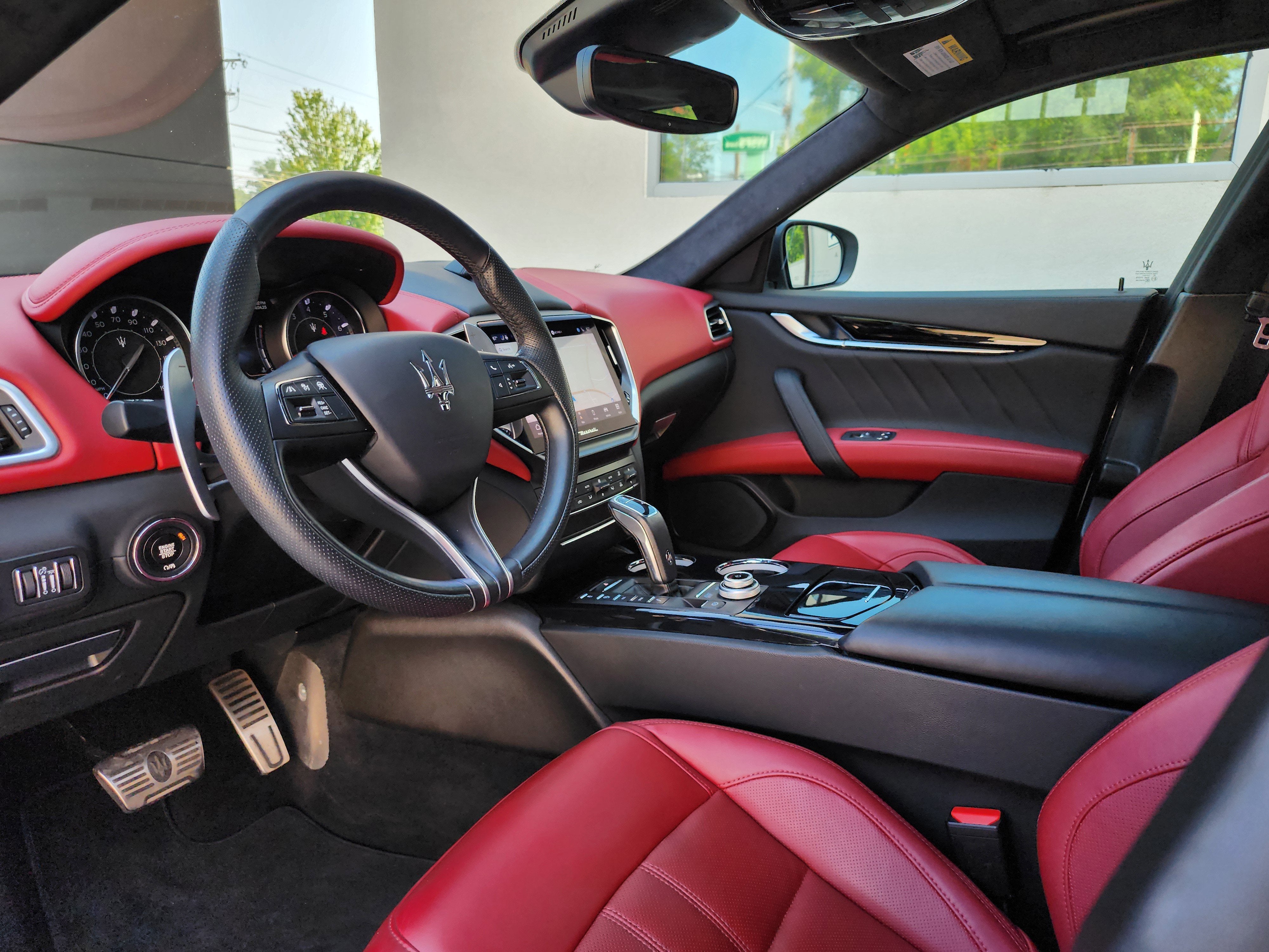 2022 Maserati Ghibli Modena Q4