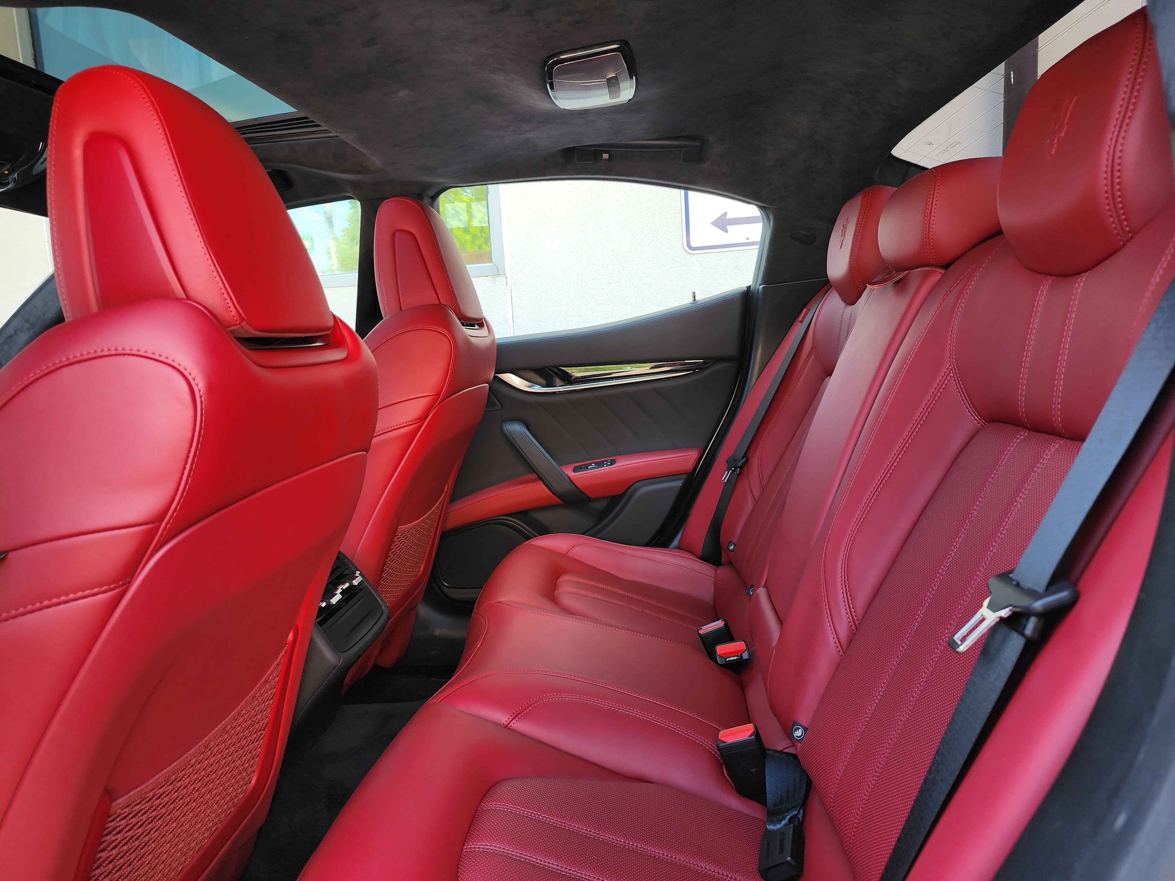 2022 Maserati Ghibli Modena Q4