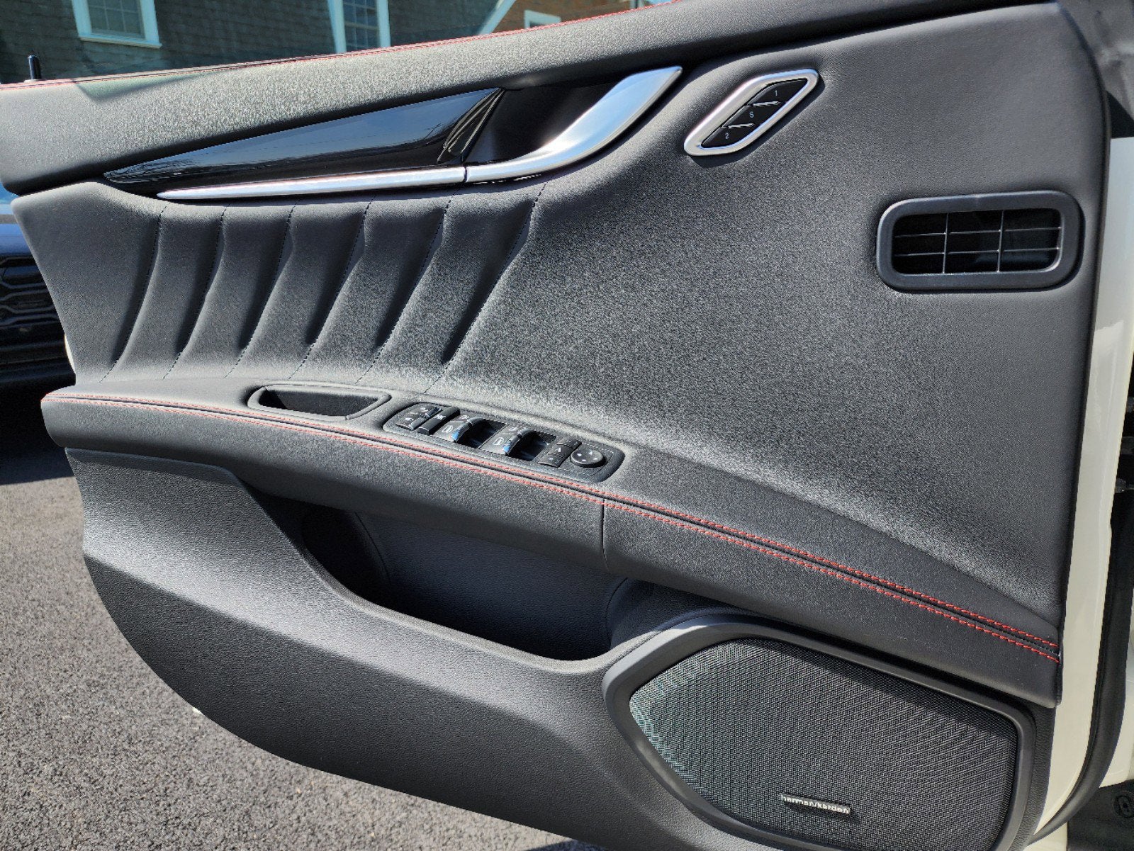 2024 Maserati Ghibli Modena Ultima Q4