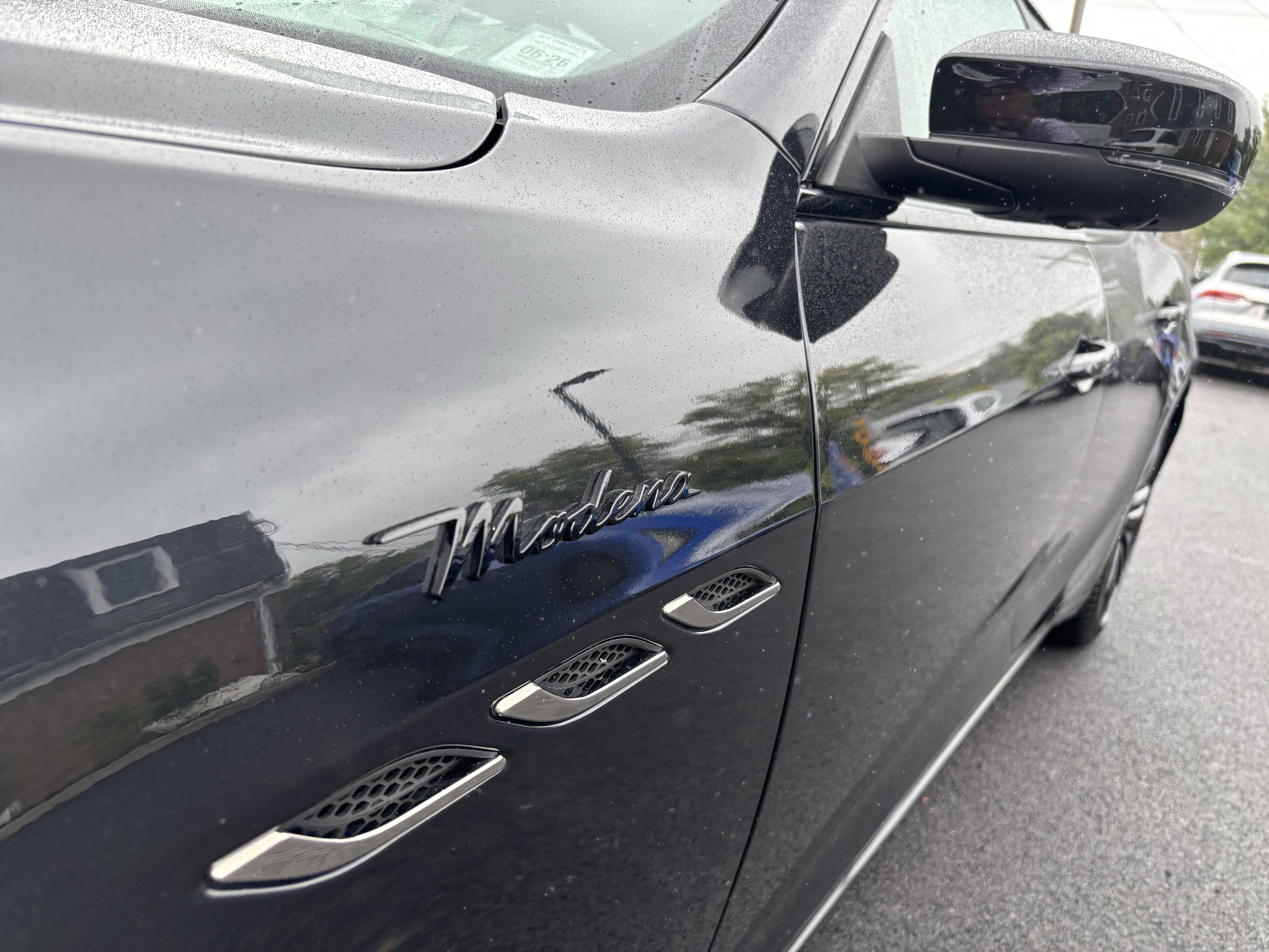 2022 Maserati Ghibli Modena Q4