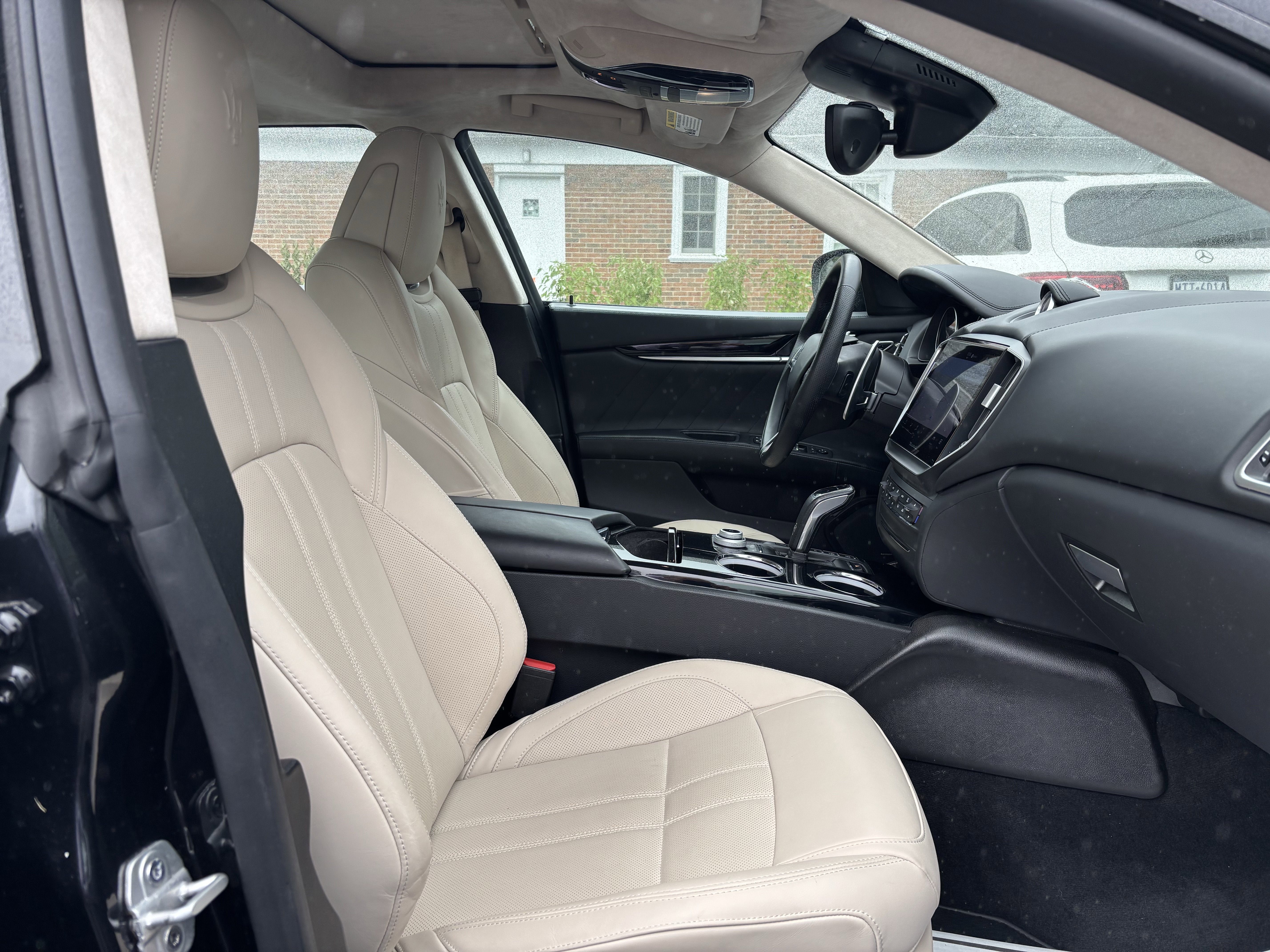 2022 Maserati Ghibli Modena Q4