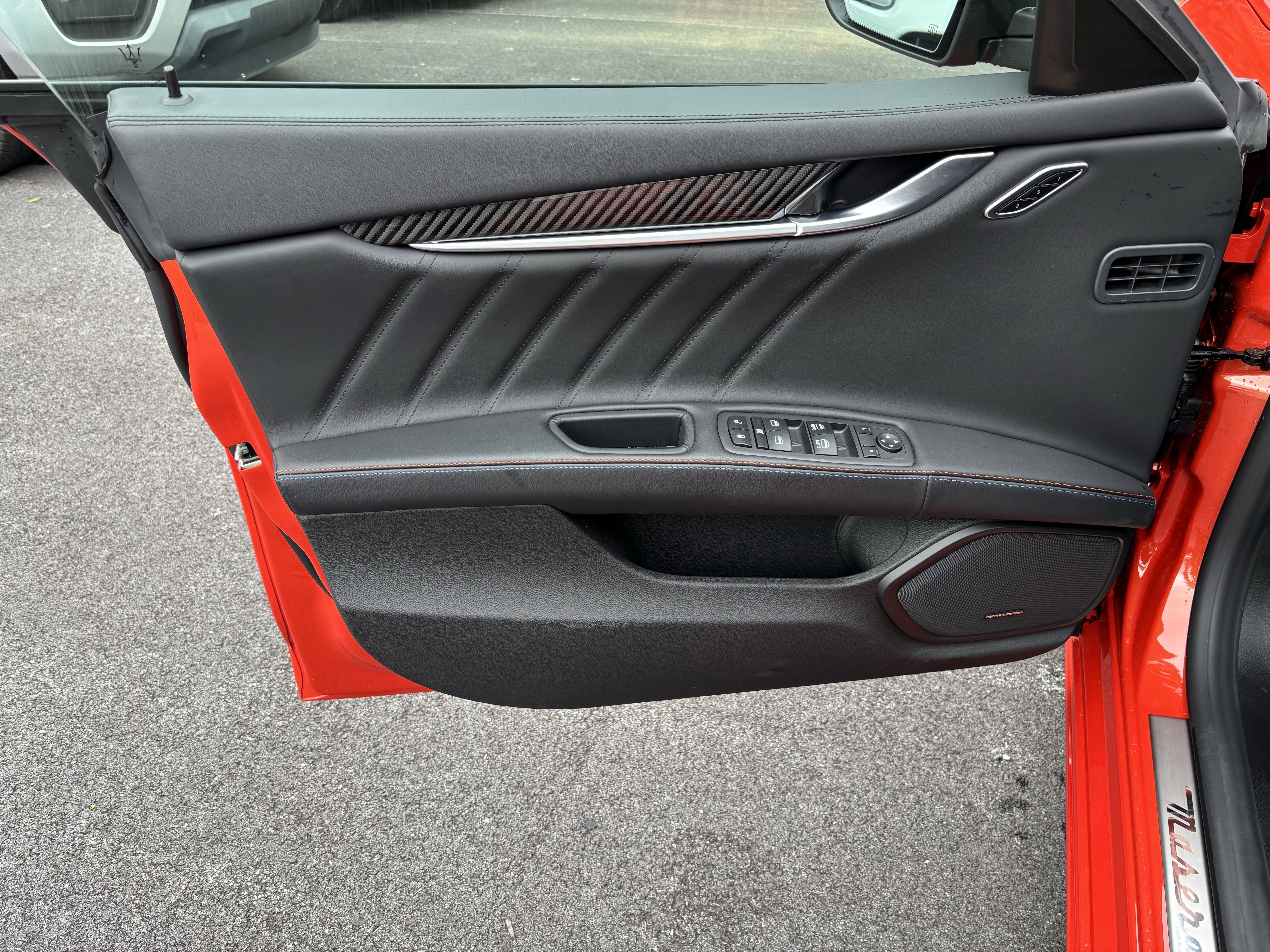 2023 Maserati Ghibli F Tributo