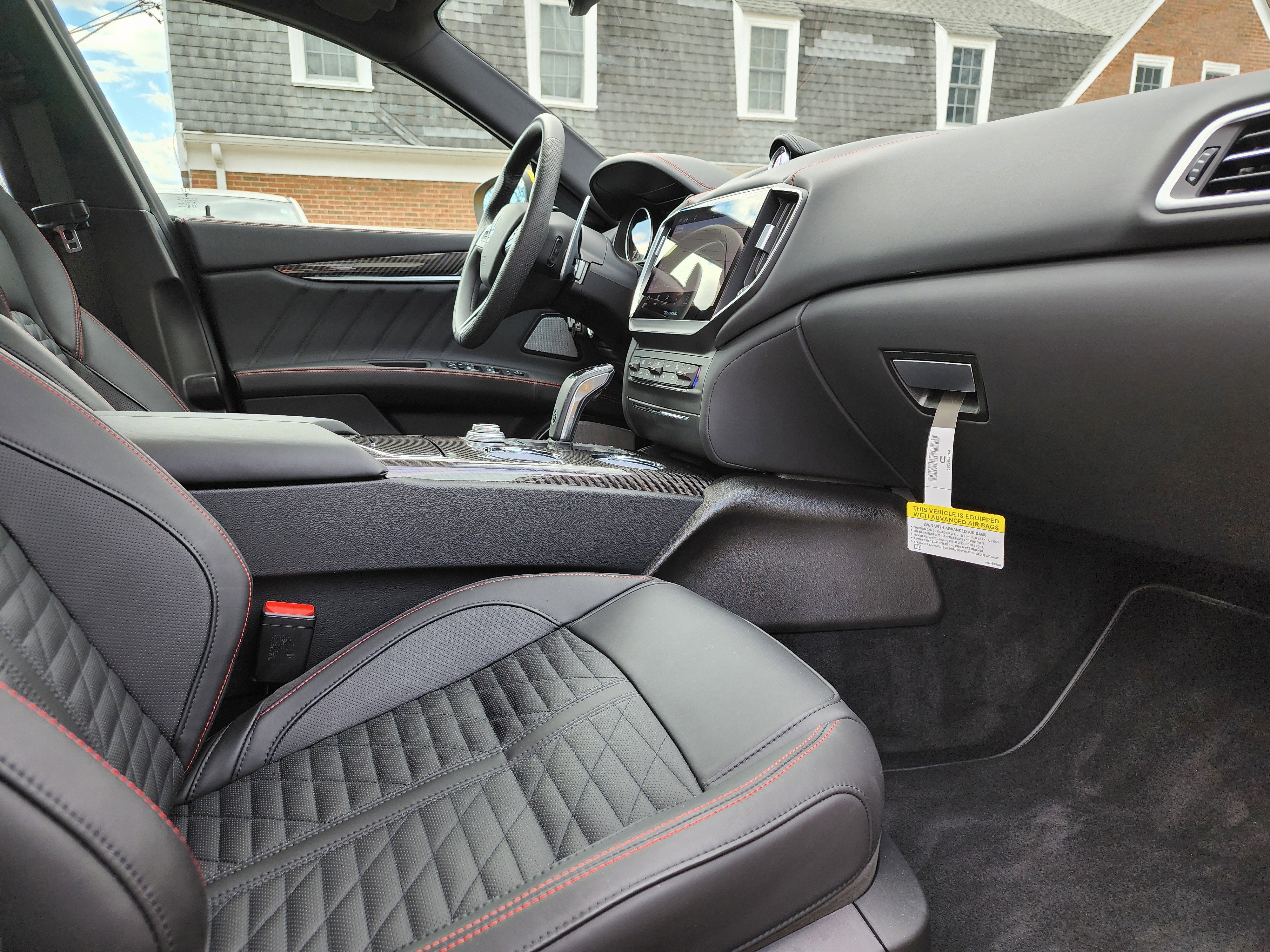 2023 Maserati Ghibli Trofeo