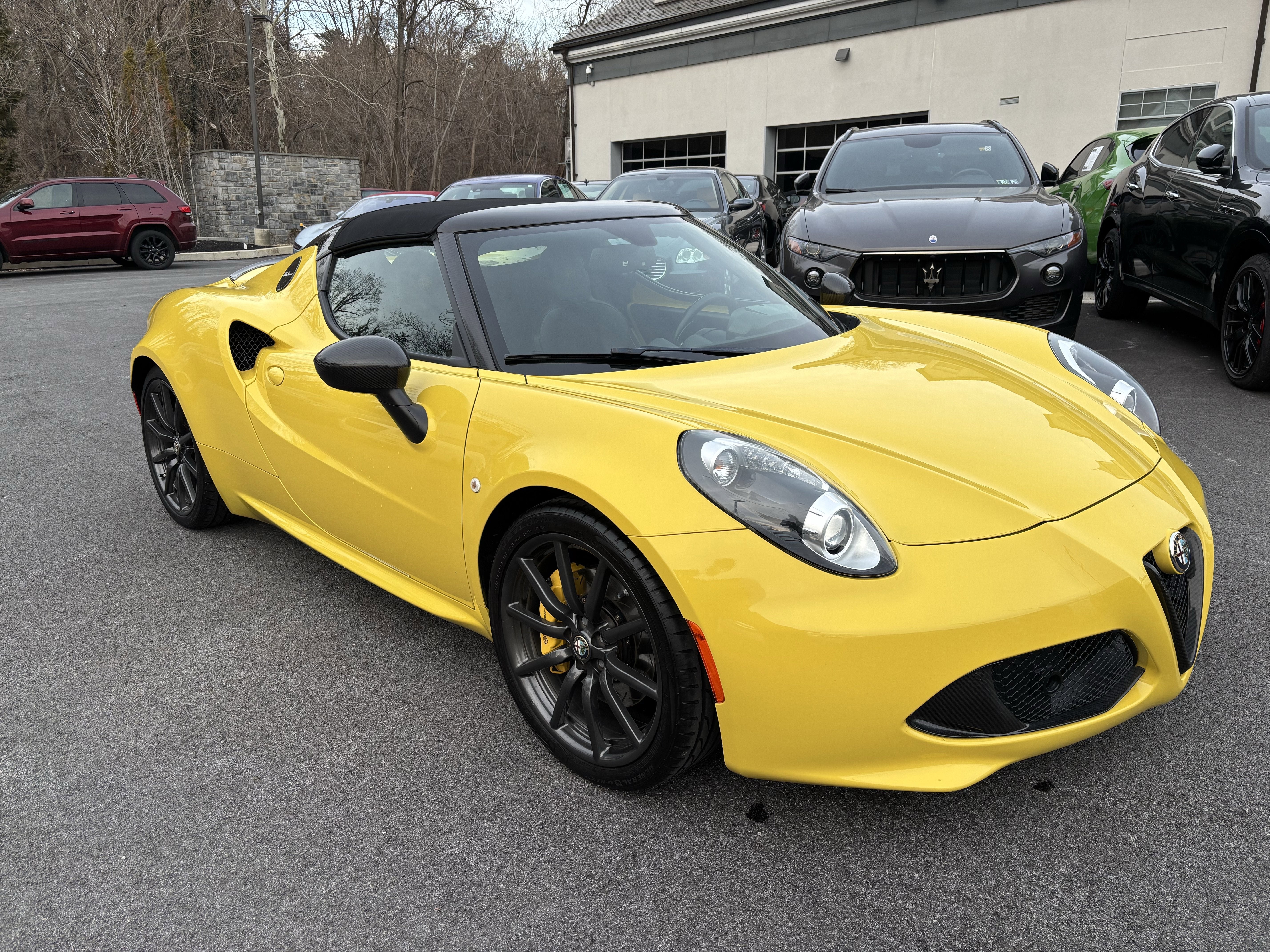 2016 Alfa Romeo 4C Base