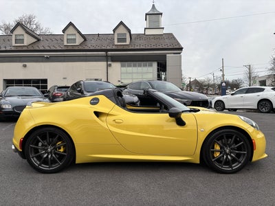 2016 Alfa Romeo 4C Base