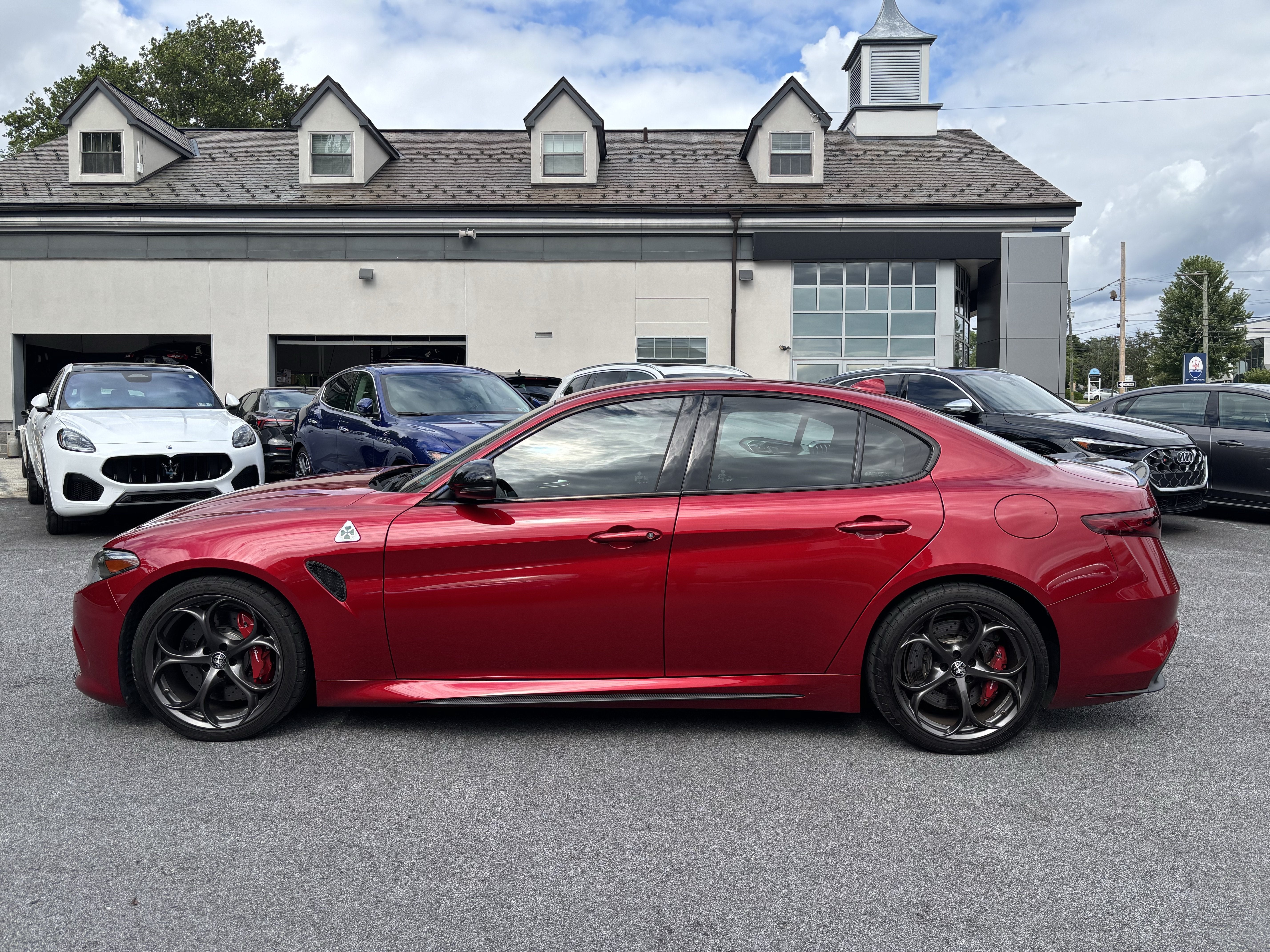 2023 Alfa Romeo Giulia Quadrifoglio