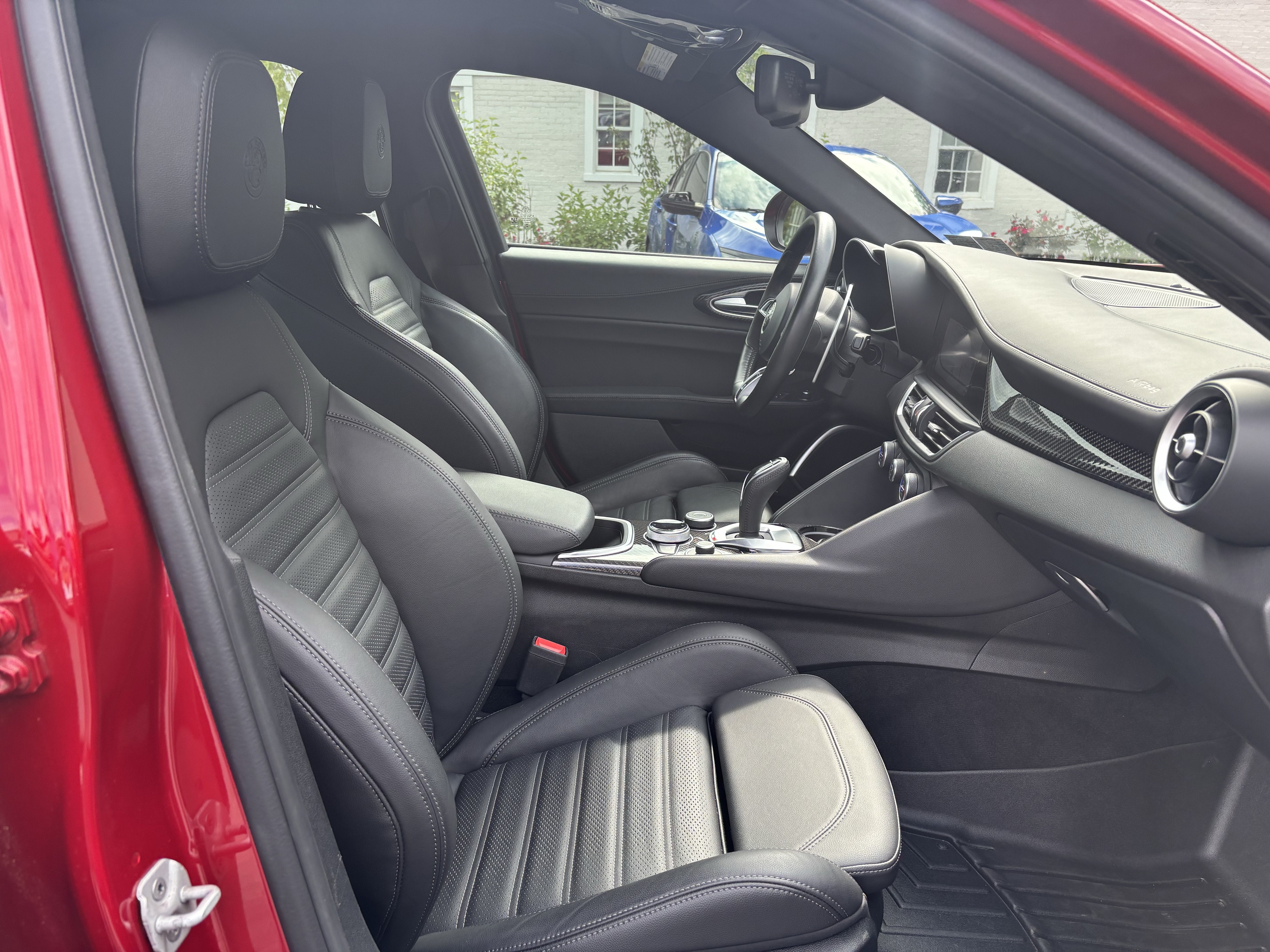 2023 Alfa Romeo Giulia Quadrifoglio
