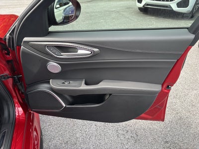 2023 Alfa Romeo Giulia Quadrifoglio