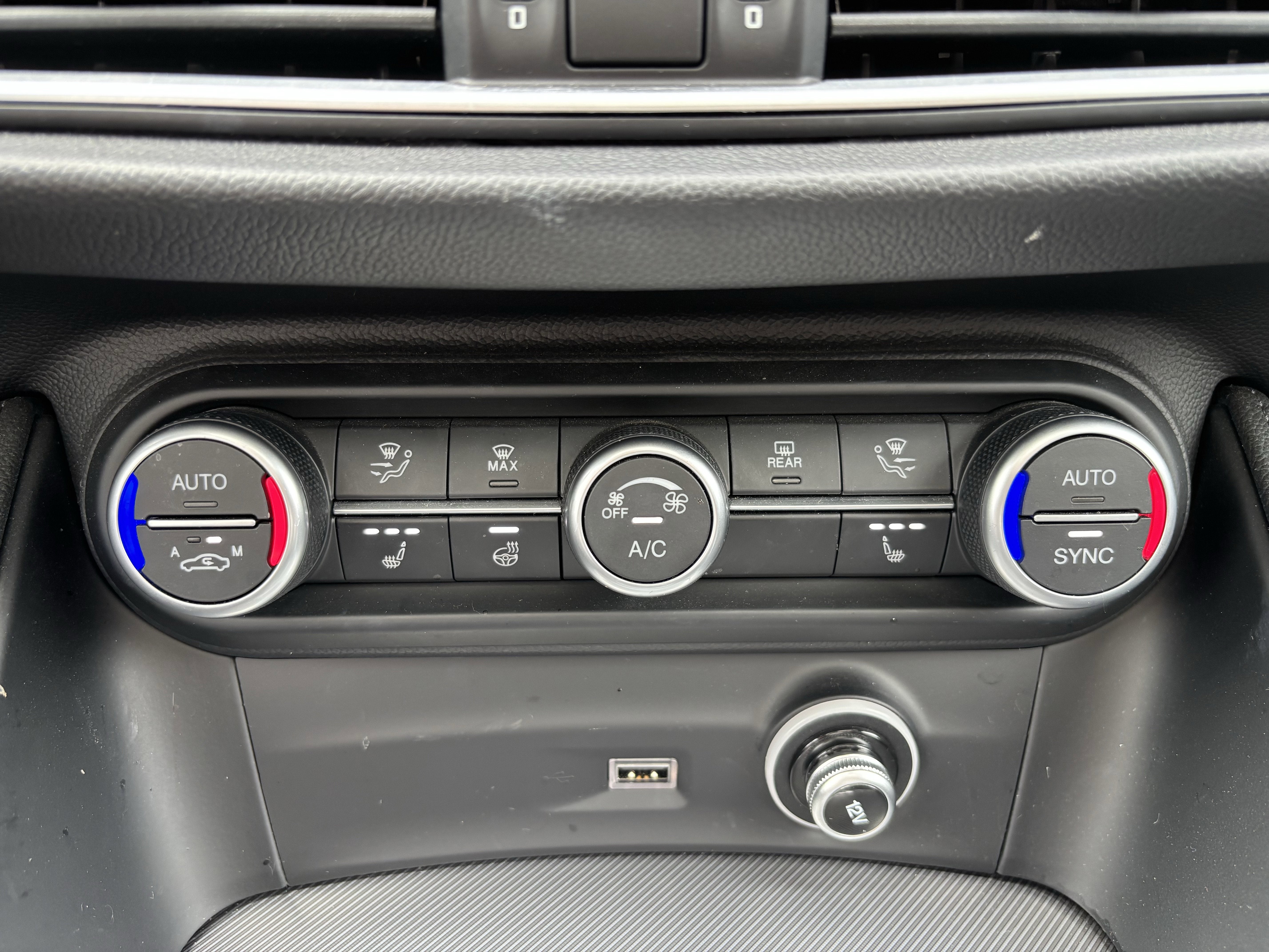 2022 Alfa Romeo Stelvio Veloce