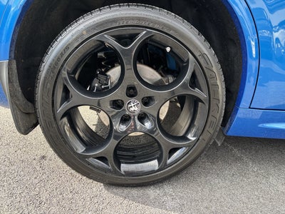 2023 Alfa Romeo Stelvio Estrema