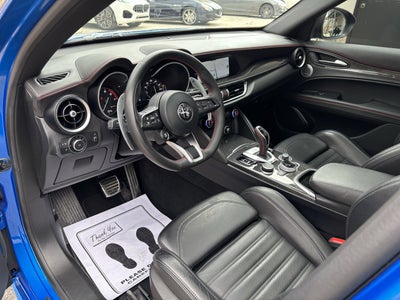 2023 Alfa Romeo Stelvio Estrema