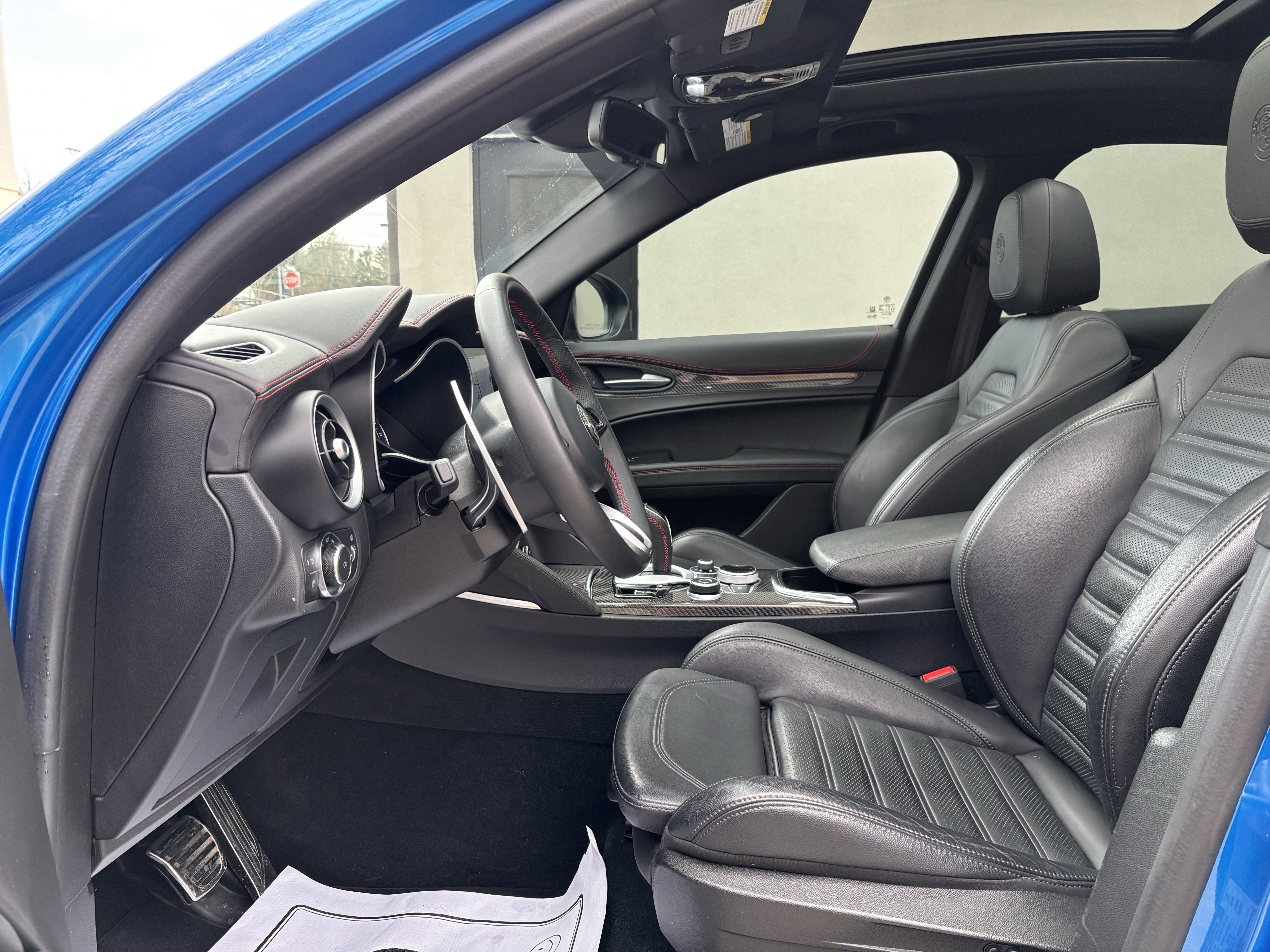 2023 Alfa Romeo Stelvio Estrema